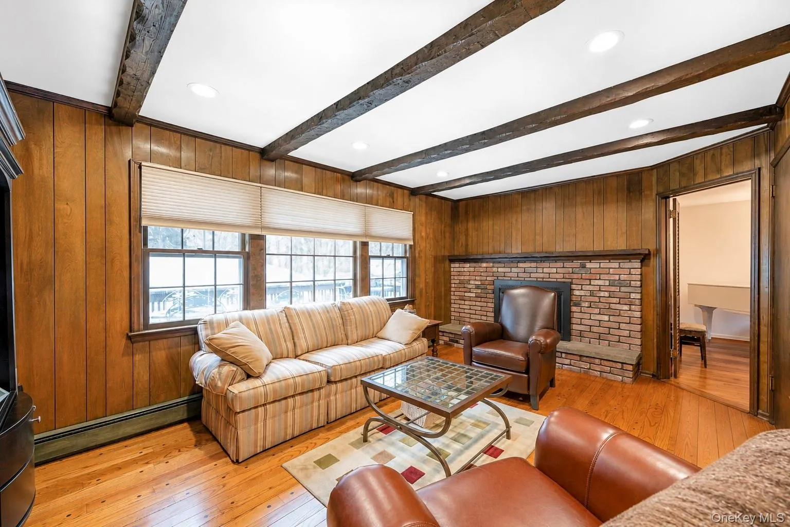 35 Sanford Street, Huntington, NY, 4 Bedrooms Bedrooms, 8 Rooms Rooms,2 BathroomsBathrooms,Residential,For Rent,Sanford,0,1027068 35 Sanford Street, Huntington, NY, 4 Bedrooms Bedrooms, 8 Rooms Rooms,2 BathroomsBathrooms,Residential,For Rent,Sanford,0,1027068