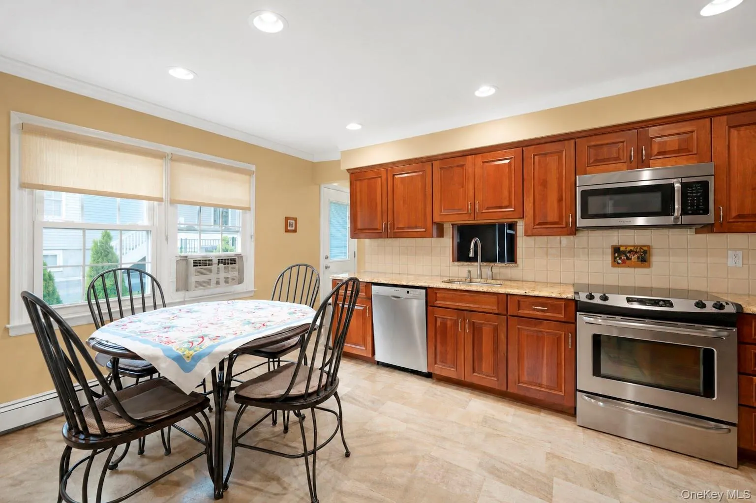 35 Sanford Street, Huntington, NY, 4 Bedrooms Bedrooms, 8 Rooms Rooms,2 BathroomsBathrooms,Residential,For Rent,Sanford,0,1027068 35 Sanford Street, Huntington, NY, 4 Bedrooms Bedrooms, 8 Rooms Rooms,2 BathroomsBathrooms,Residential,For Rent,Sanford,0,1027068
