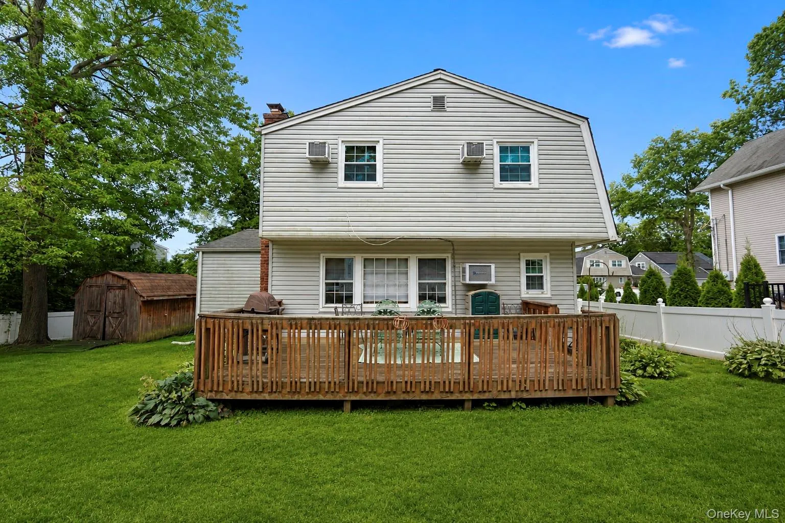 35 Sanford Street, Huntington, NY, 4 Bedrooms Bedrooms, 8 Rooms Rooms,2 BathroomsBathrooms,Residential,For Rent,Sanford,0,1027068 35 Sanford Street, Huntington, NY, 4 Bedrooms Bedrooms, 8 Rooms Rooms,2 BathroomsBathrooms,Residential,For Rent,Sanford,0,1027068