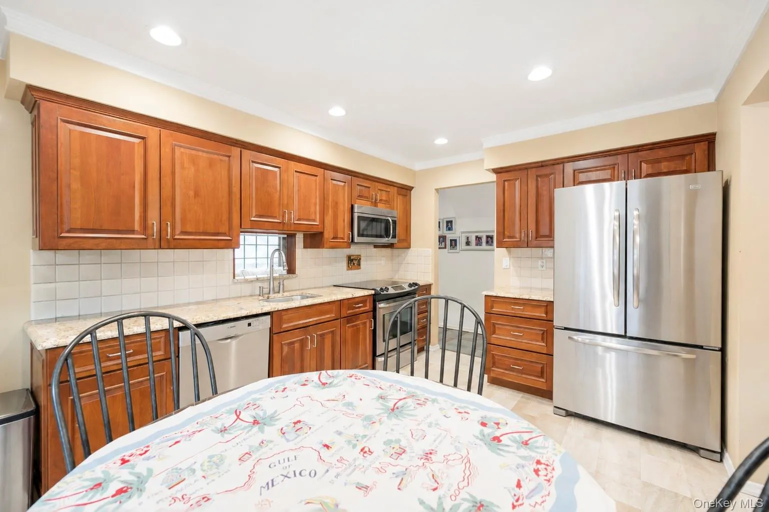 35 Sanford Street, Huntington, NY, 4 Bedrooms Bedrooms, 8 Rooms Rooms,2 BathroomsBathrooms,Residential,For Rent,Sanford,0,1027068 35 Sanford Street, Huntington, NY, 4 Bedrooms Bedrooms, 8 Rooms Rooms,2 BathroomsBathrooms,Residential,For Rent,Sanford,0,1027068