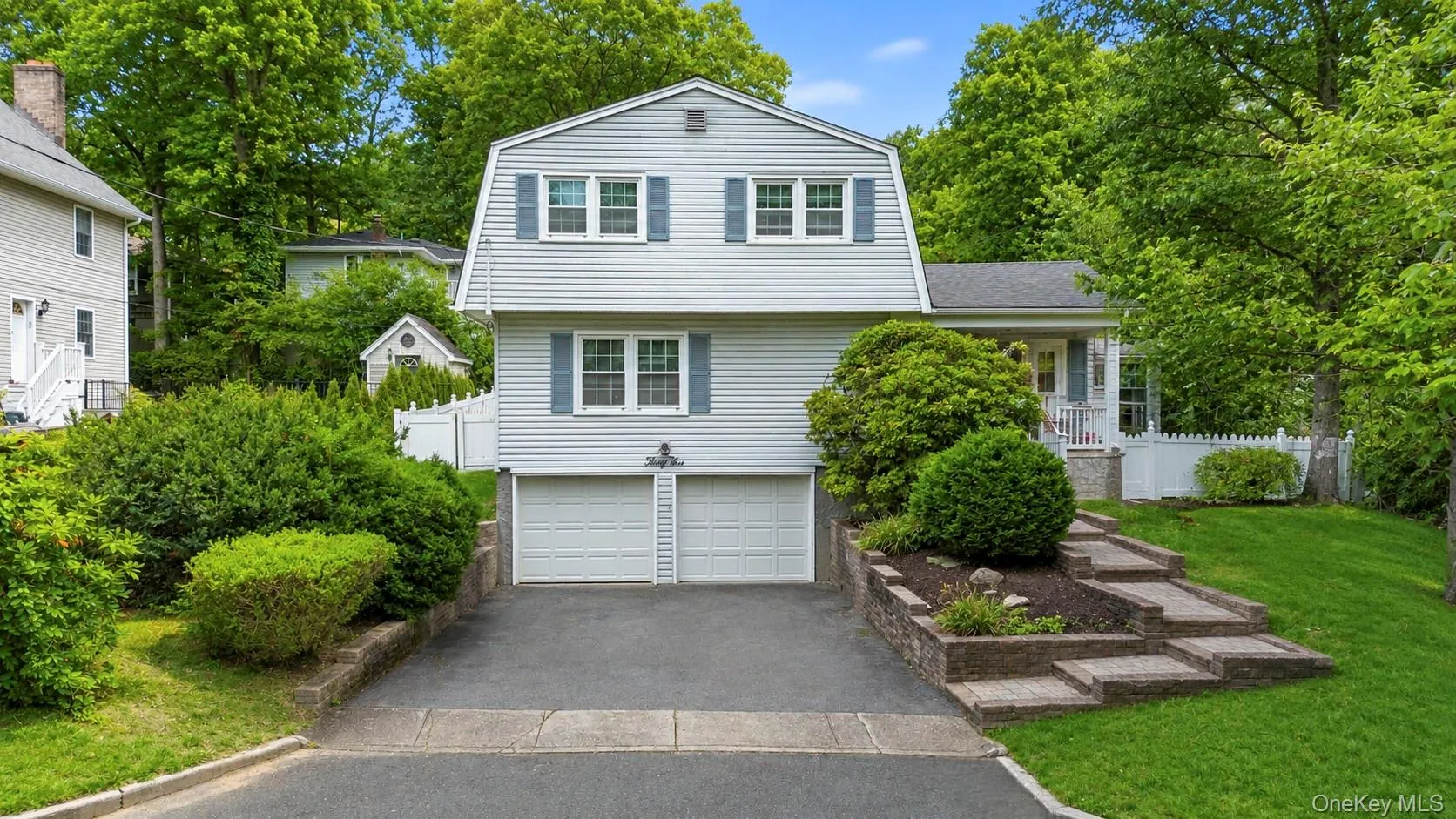 35 Sanford Street, Huntington, NY, 4 Bedrooms Bedrooms, 8 Rooms Rooms,2 BathroomsBathrooms,Residential,For Rent,Sanford,0,1027068 35 Sanford Street, Huntington, NY, 4 Bedrooms Bedrooms, 8 Rooms Rooms,2 BathroomsBathrooms,Residential,For Rent,Sanford,0,1027068