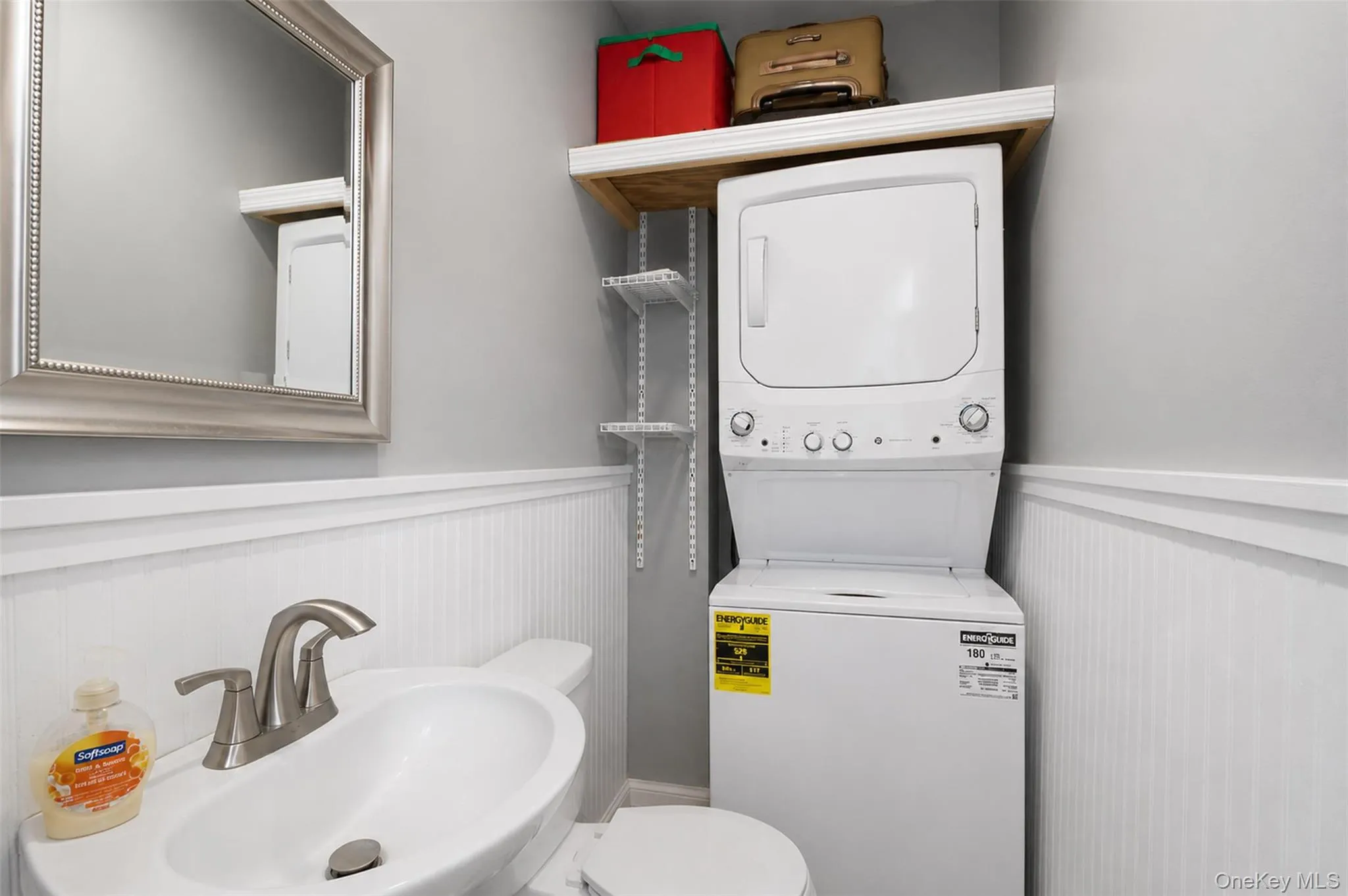 11 Bell Lane, Orangetown, NY, 2 Bedrooms Bedrooms, 5 Rooms Rooms,1 BathroomBathrooms,Residential Lease,For Rent,Bell,0,1027069 11 Bell Lane, Orangetown, NY, 2 Bedrooms Bedrooms, 5 Rooms Rooms,1 BathroomBathrooms,Residential Lease,For Rent,Bell,0,1027069