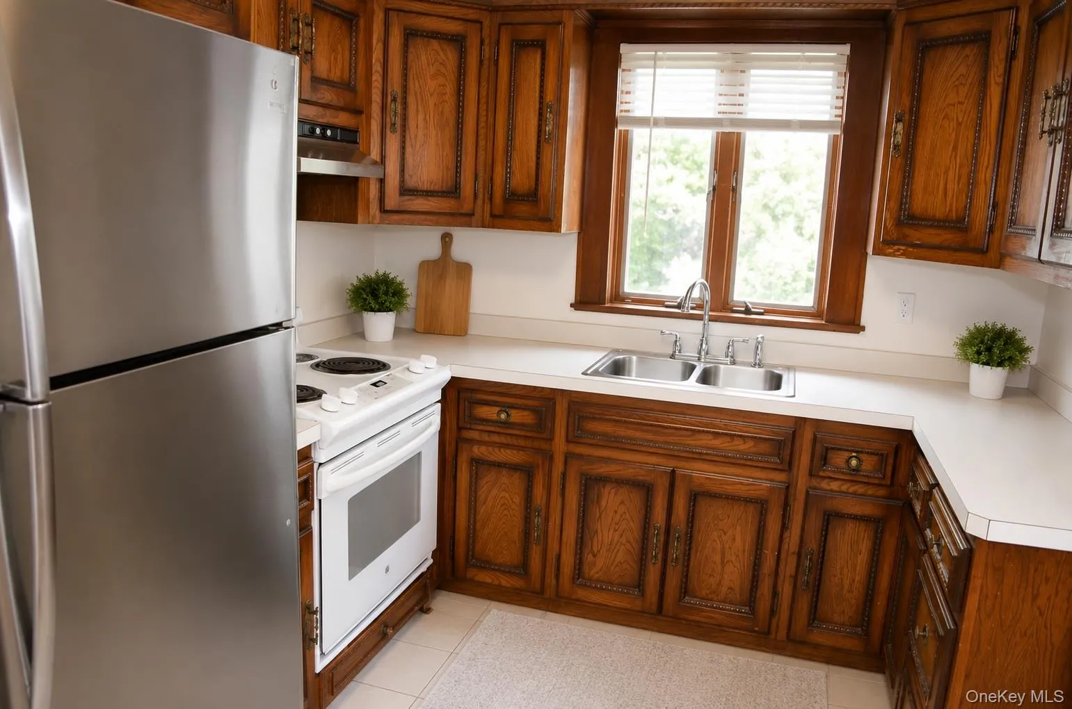 71 Grand Street, North Hempstead, NY, 2 Bedrooms Bedrooms, 5 Rooms Rooms,1 BathroomBathrooms,Residential Lease,For Rent,Grand,0,1027070 71 Grand Street, North Hempstead, NY, 2 Bedrooms Bedrooms, 5 Rooms Rooms,1 BathroomBathrooms,Residential Lease,For Rent,Grand,0,1027070