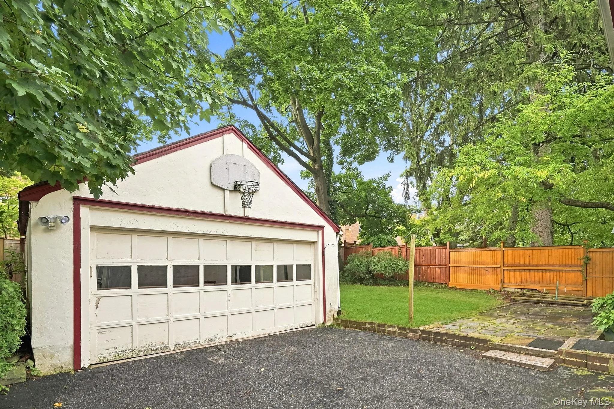 Garage Garage