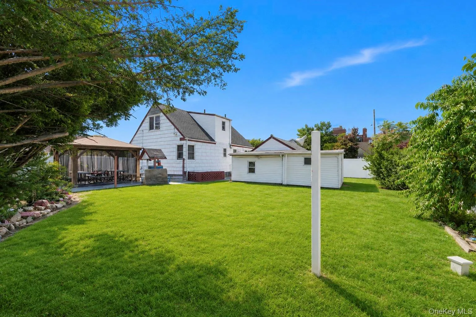 506 Greengrove Avenue, Hempstead, NY, 4 Bedrooms Bedrooms, 9 Rooms Rooms,3 BathroomsBathrooms,Residential,For Rent,Greengrove,0,1027073 506 Greengrove Avenue, Hempstead, NY, 4 Bedrooms Bedrooms, 9 Rooms Rooms,3 BathroomsBathrooms,Residential,For Rent,Greengrove,0,1027073