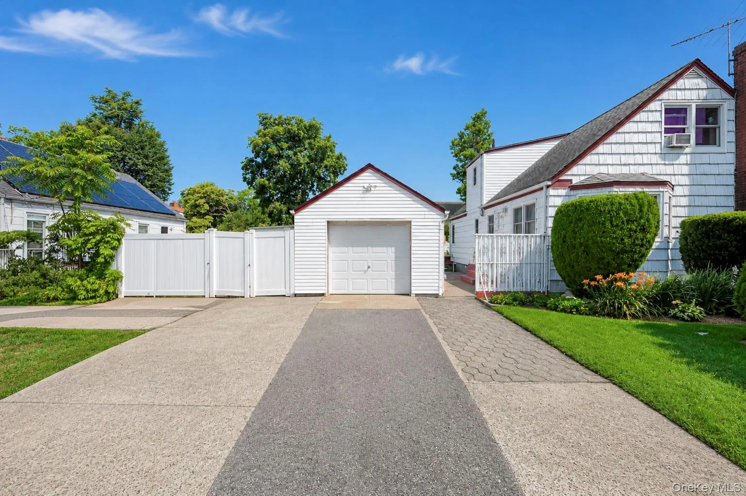506 Greengrove Avenue, Hempstead, NY, 4 Bedrooms Bedrooms, 9 Rooms Rooms,3 BathroomsBathrooms,Residential,For Rent,Greengrove,0,1027073 506 Greengrove Avenue, Hempstead, NY, 4 Bedrooms Bedrooms, 9 Rooms Rooms,3 BathroomsBathrooms,Residential,For Rent,Greengrove,0,1027073