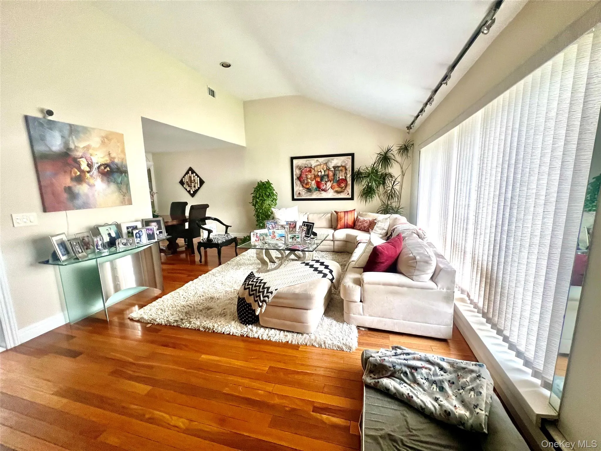 912 Whitehall Drive, Hempstead, NY, 4 Bedrooms Bedrooms, 9 Rooms Rooms,2 BathroomsBathrooms,Residential,For Rent,Whitehall,0,1027079 912 Whitehall Drive, Hempstead, NY, 4 Bedrooms Bedrooms, 9 Rooms Rooms,2 BathroomsBathrooms,Residential,For Rent,Whitehall,0,1027079