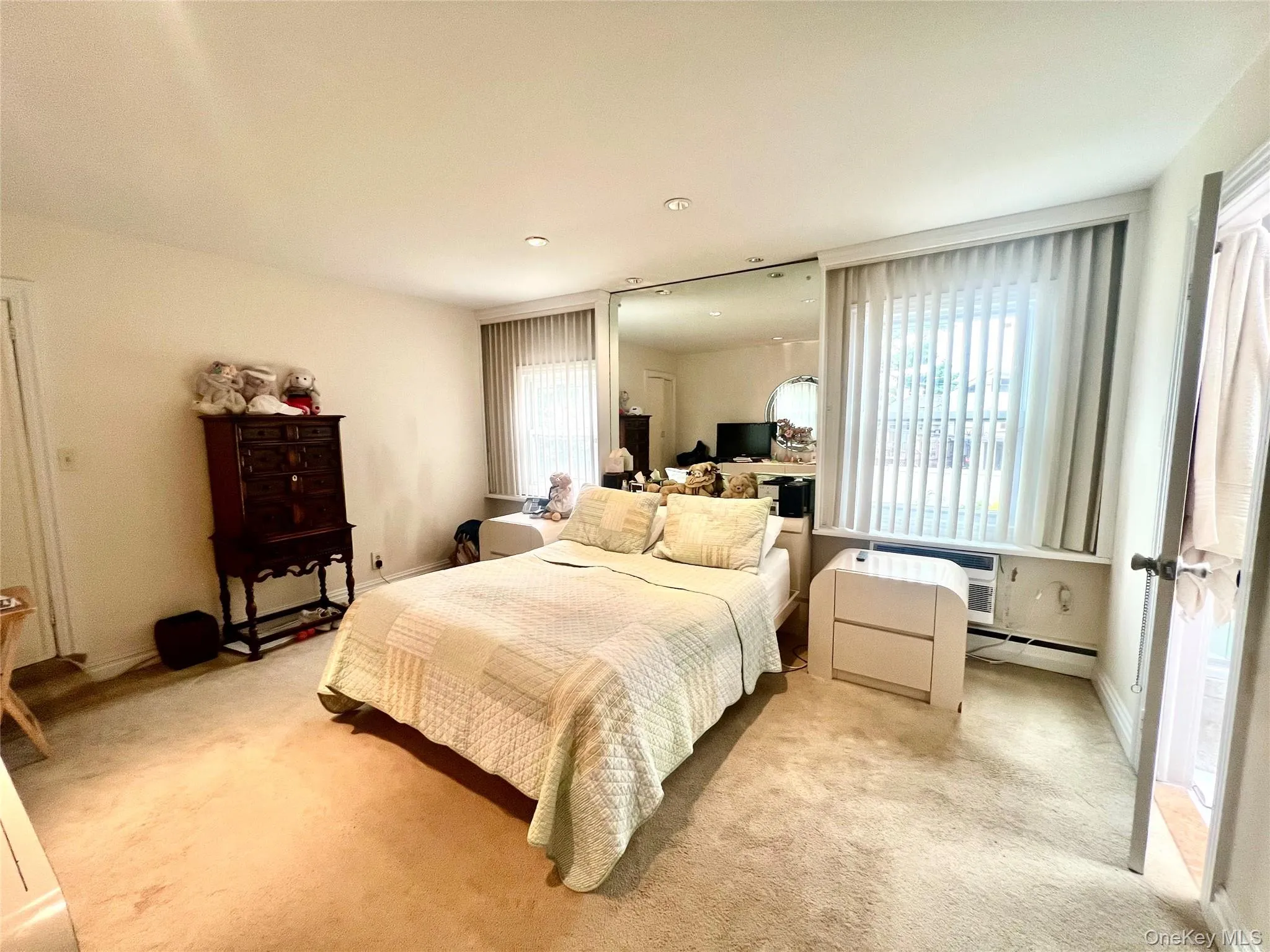 912 Whitehall Drive, Hempstead, NY, 4 Bedrooms Bedrooms, 9 Rooms Rooms,2 BathroomsBathrooms,Residential,For Rent,Whitehall,0,1027079 912 Whitehall Drive, Hempstead, NY, 4 Bedrooms Bedrooms, 9 Rooms Rooms,2 BathroomsBathrooms,Residential,For Rent,Whitehall,0,1027079