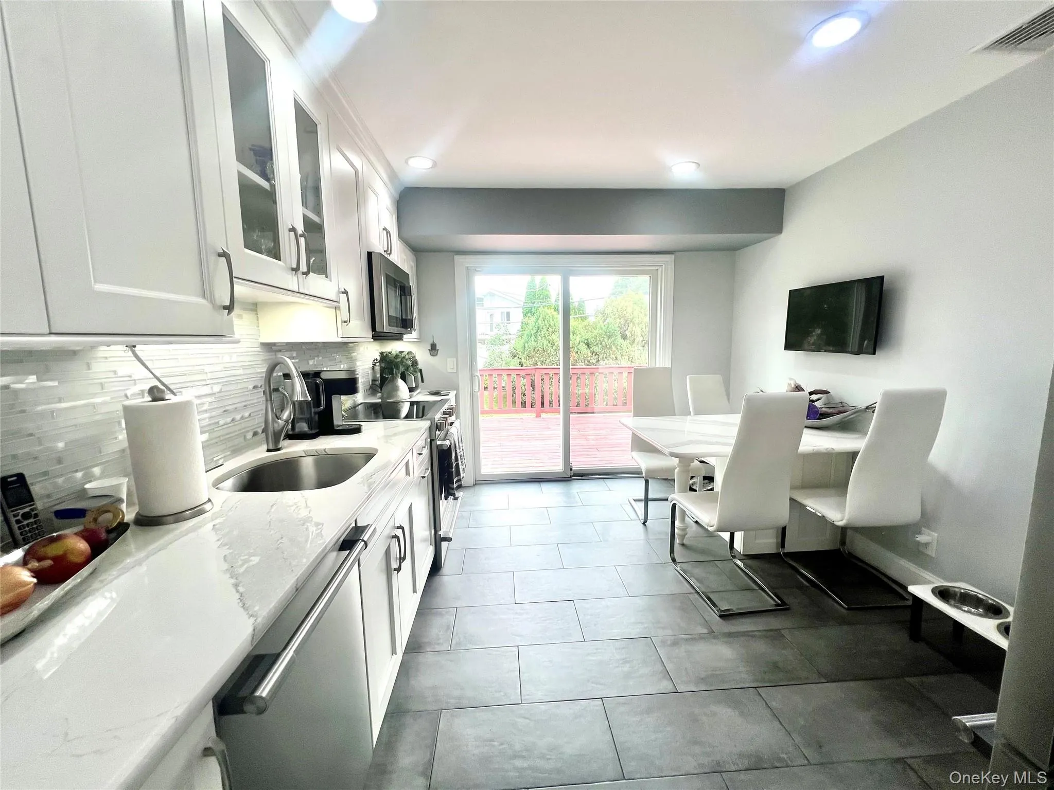 912 Whitehall Drive, Hempstead, NY, 4 Bedrooms Bedrooms, 9 Rooms Rooms,2 BathroomsBathrooms,Residential,For Rent,Whitehall,0,1027079 912 Whitehall Drive, Hempstead, NY, 4 Bedrooms Bedrooms, 9 Rooms Rooms,2 BathroomsBathrooms,Residential,For Rent,Whitehall,0,1027079