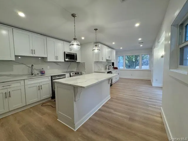 45 Old Field Road, Brookhaven, NY, 4 Bedrooms Bedrooms, 5 Rooms Rooms,2 BathroomsBathrooms,Residential Lease,For Rent,Old Field,0,1027083 45 Old Field Road, Brookhaven, NY, 4 Bedrooms Bedrooms, 5 Rooms Rooms,2 BathroomsBathrooms,Residential Lease,For Rent,Old Field,0,1027083