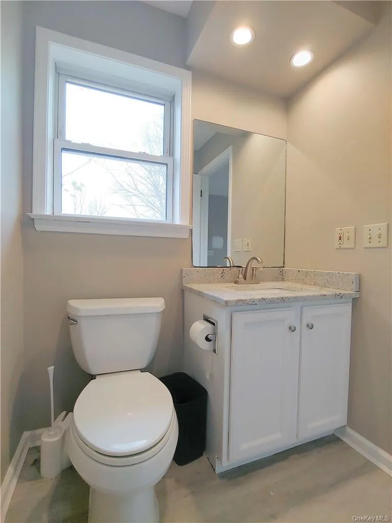Full Master Bathroom Full Master Bathroom