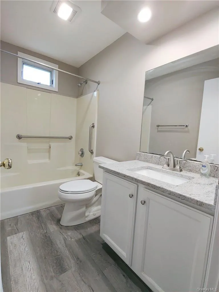 Second Floor Full Bathroom at top of Stairs Second Floor Full Bathroom at top of Stairs