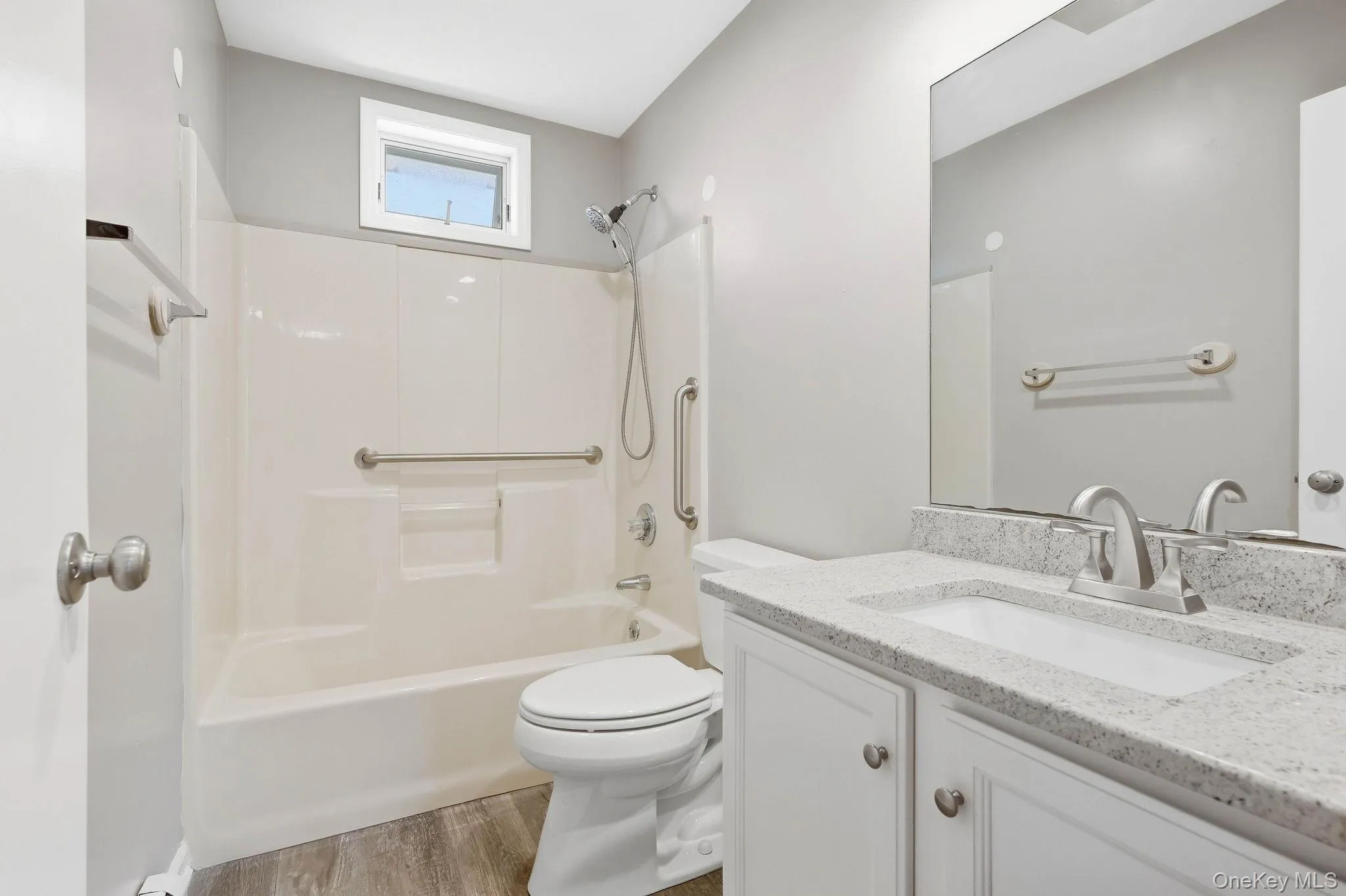3 Teneyck Avenue, Warwick (town), NY, 3 Bedrooms Bedrooms, 6 Rooms Rooms,3 BathroomsBathrooms,Residential Lease,For Rent,Teneyck,0,1027085 3 Teneyck Avenue, Warwick (town), NY, 3 Bedrooms Bedrooms, 6 Rooms Rooms,3 BathroomsBathrooms,Residential Lease,For Rent,Teneyck,0,1027085