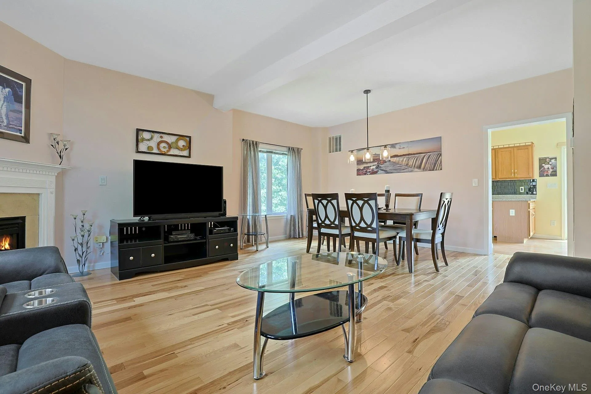Open living and dining areas lead into the kitchen, creating an easy flow for everyday living and entertaining. Open living and dining areas lead into the kitchen, creating an easy flow for everyday living and entertaining.