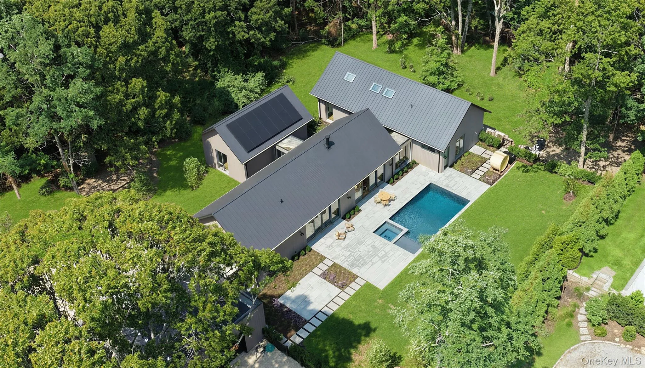 6 Great Circle Drive, Shelter Island, NY, 5 Bedrooms Bedrooms, 11 Rooms Rooms,6 BathroomsBathrooms,Residential,For Rent,Great Circle,0,1027086 6 Great Circle Drive, Shelter Island, NY, 5 Bedrooms Bedrooms, 11 Rooms Rooms,6 BathroomsBathrooms,Residential,For Rent,Great Circle,0,1027086