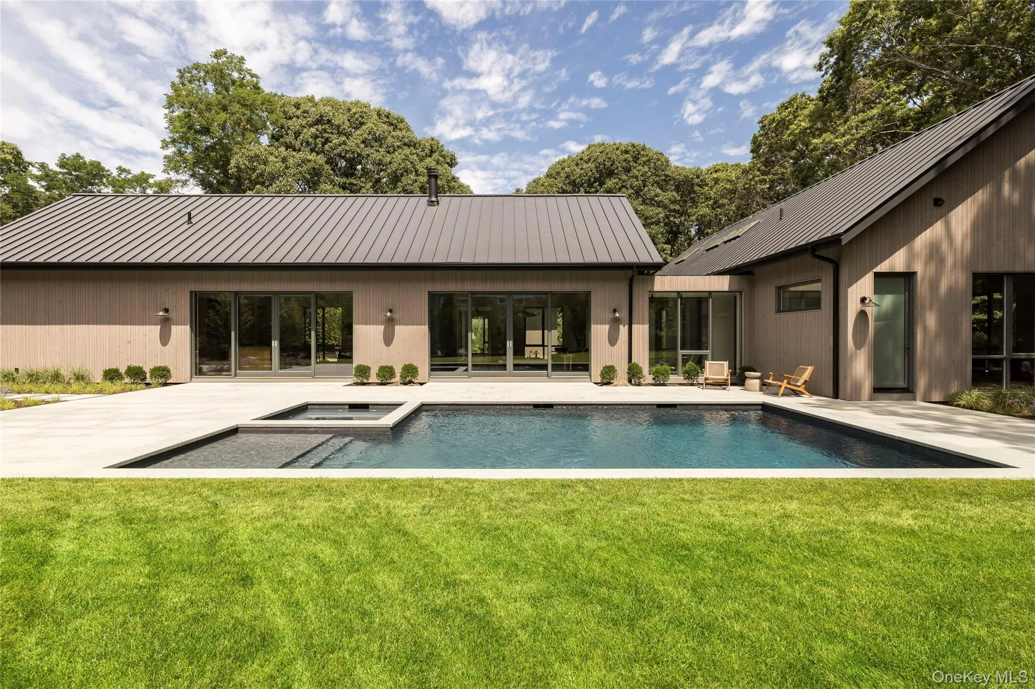 6 Great Circle Drive, Shelter Island, NY, 5 Bedrooms Bedrooms, 11 Rooms Rooms,6 BathroomsBathrooms,Residential,For Rent,Great Circle,0,1027086 6 Great Circle Drive, Shelter Island, NY, 5 Bedrooms Bedrooms, 11 Rooms Rooms,6 BathroomsBathrooms,Residential,For Rent,Great Circle,0,1027086
