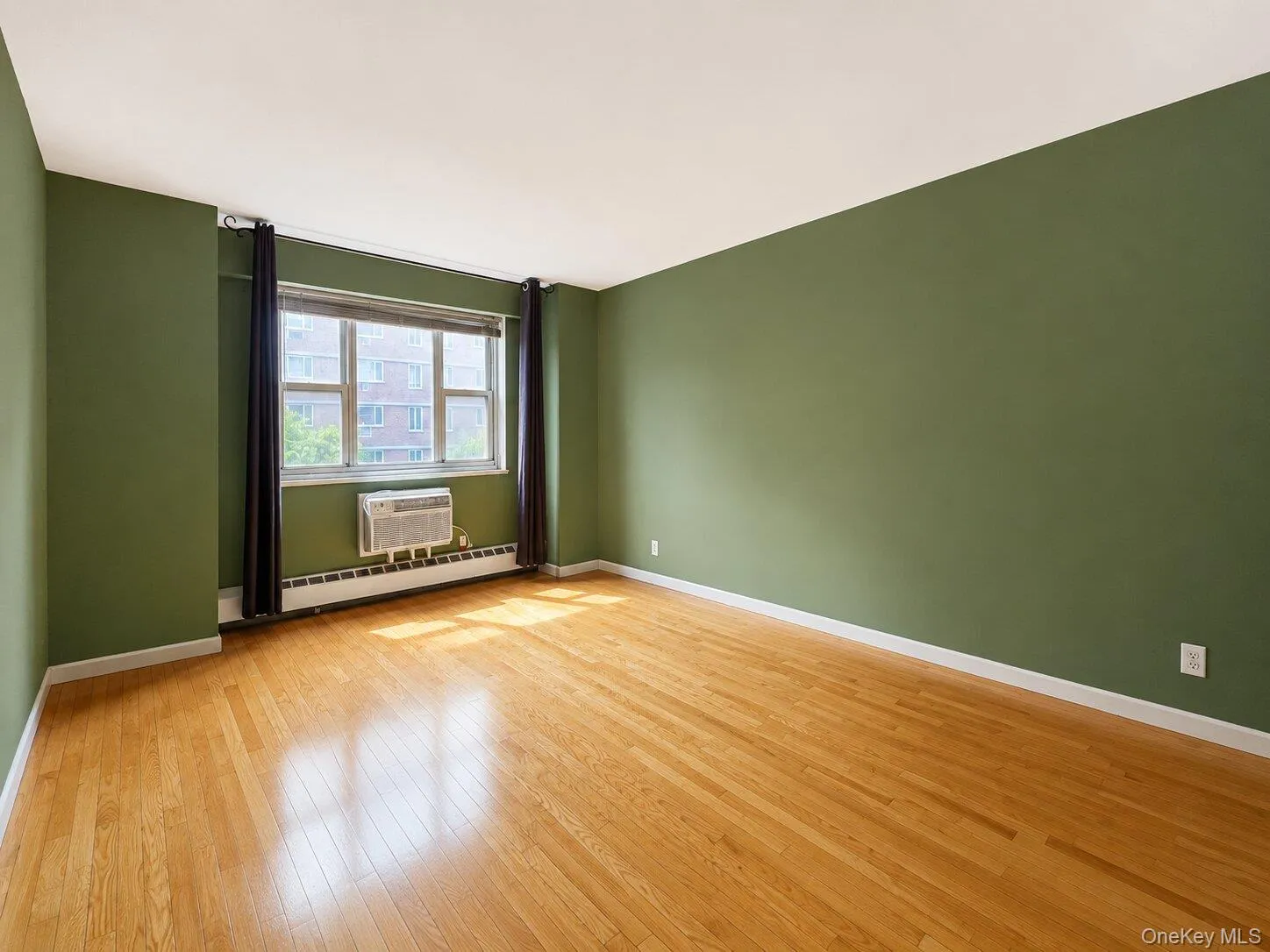 52-30 39th Drive, New York, NY, 1 Bedroom Bedrooms, 3 Rooms Rooms,1 BathroomBathrooms,Residential,For Rent,39th,0,1027088 52-30 39th Drive, New York, NY, 1 Bedroom Bedrooms, 3 Rooms Rooms,1 BathroomBathrooms,Residential,For Rent,39th,0,1027088