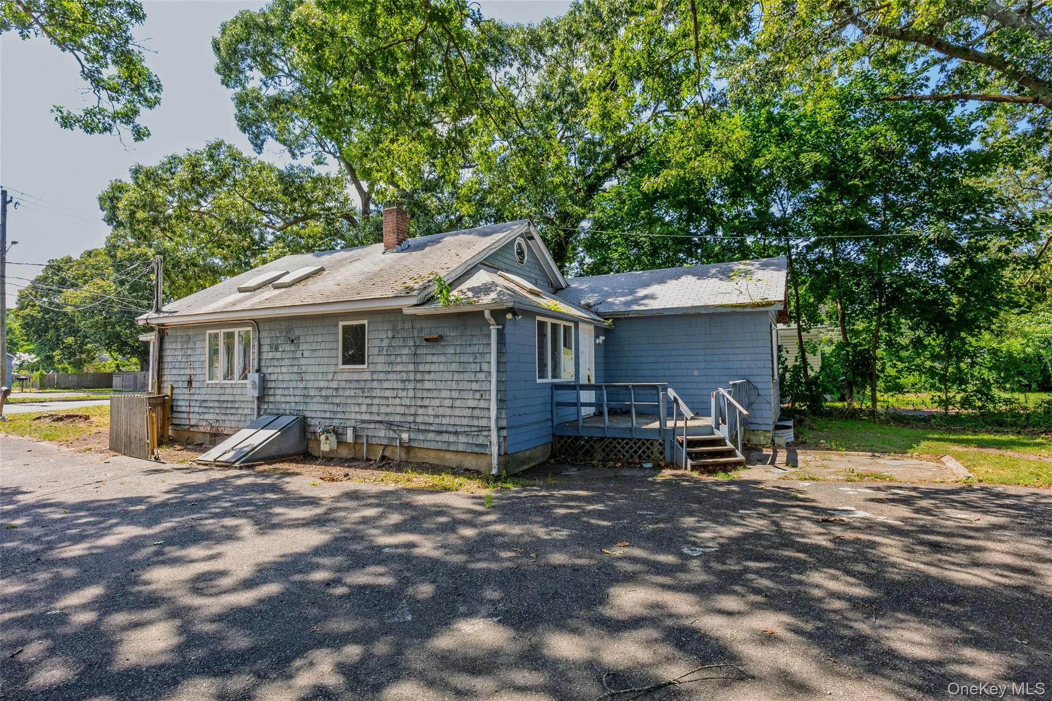 426 Riverleigh Avenue, Southampton, NY, 2 Bedrooms Bedrooms, 4 Rooms Rooms,2 BathroomsBathrooms,Residential,For Rent,Riverleigh,0,1027089 426 Riverleigh Avenue, Southampton, NY, 2 Bedrooms Bedrooms, 4 Rooms Rooms,2 BathroomsBathrooms,Residential,For Rent,Riverleigh,0,1027089