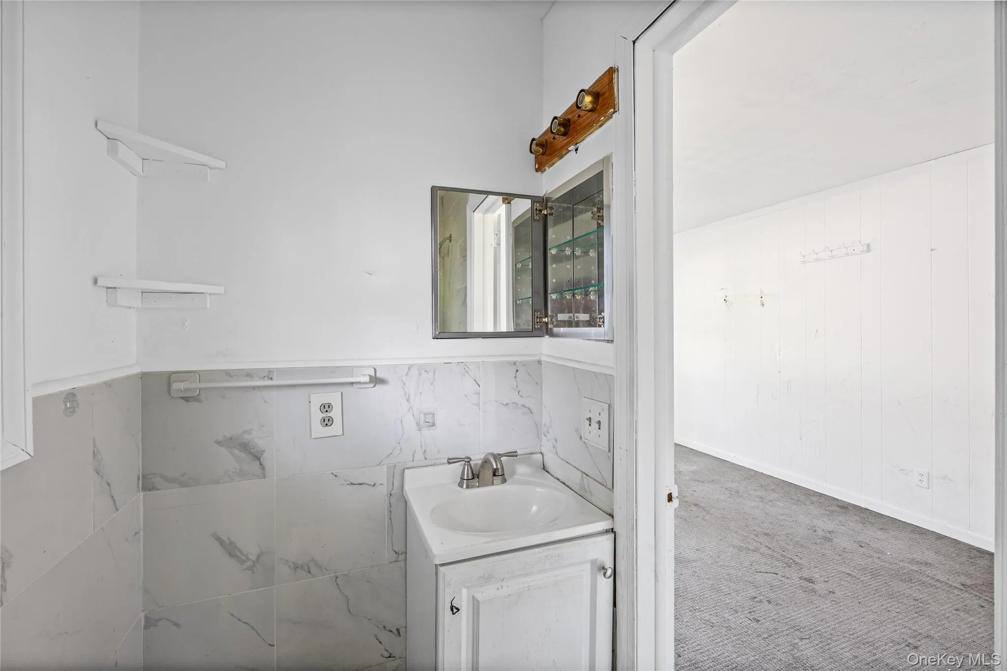 426 Riverleigh Avenue, Southampton, NY, 2 Bedrooms Bedrooms, 4 Rooms Rooms,2 BathroomsBathrooms,Residential,For Rent,Riverleigh,0,1027089 426 Riverleigh Avenue, Southampton, NY, 2 Bedrooms Bedrooms, 4 Rooms Rooms,2 BathroomsBathrooms,Residential,For Rent,Riverleigh,0,1027089