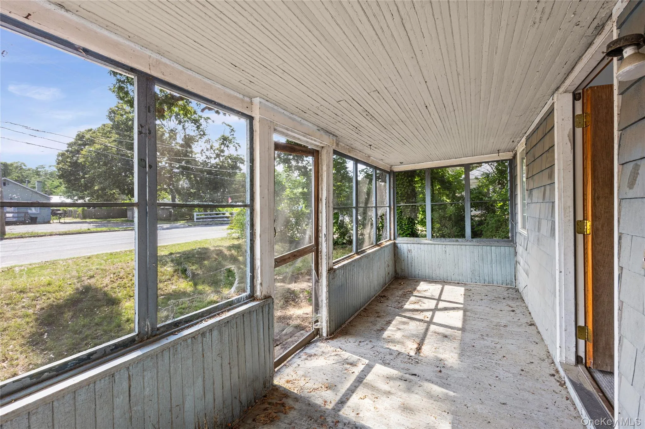 426 Riverleigh Avenue, Southampton, NY, 2 Bedrooms Bedrooms, 4 Rooms Rooms,2 BathroomsBathrooms,Residential,For Rent,Riverleigh,0,1027089 426 Riverleigh Avenue, Southampton, NY, 2 Bedrooms Bedrooms, 4 Rooms Rooms,2 BathroomsBathrooms,Residential,For Rent,Riverleigh,0,1027089
