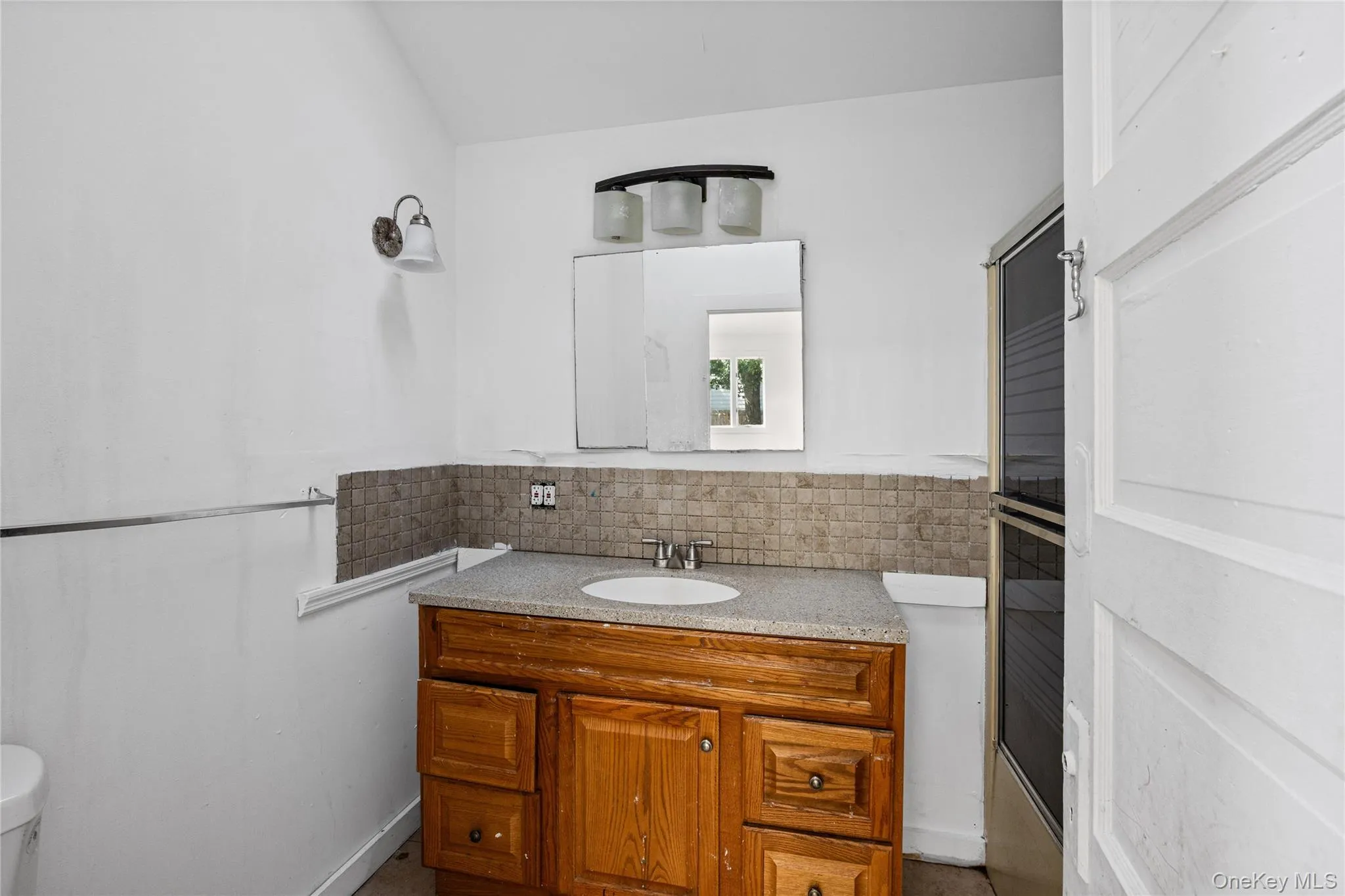 426 Riverleigh Avenue, Southampton, NY, 2 Bedrooms Bedrooms, 4 Rooms Rooms,2 BathroomsBathrooms,Residential,For Rent,Riverleigh,0,1027089 426 Riverleigh Avenue, Southampton, NY, 2 Bedrooms Bedrooms, 4 Rooms Rooms,2 BathroomsBathrooms,Residential,For Rent,Riverleigh,0,1027089