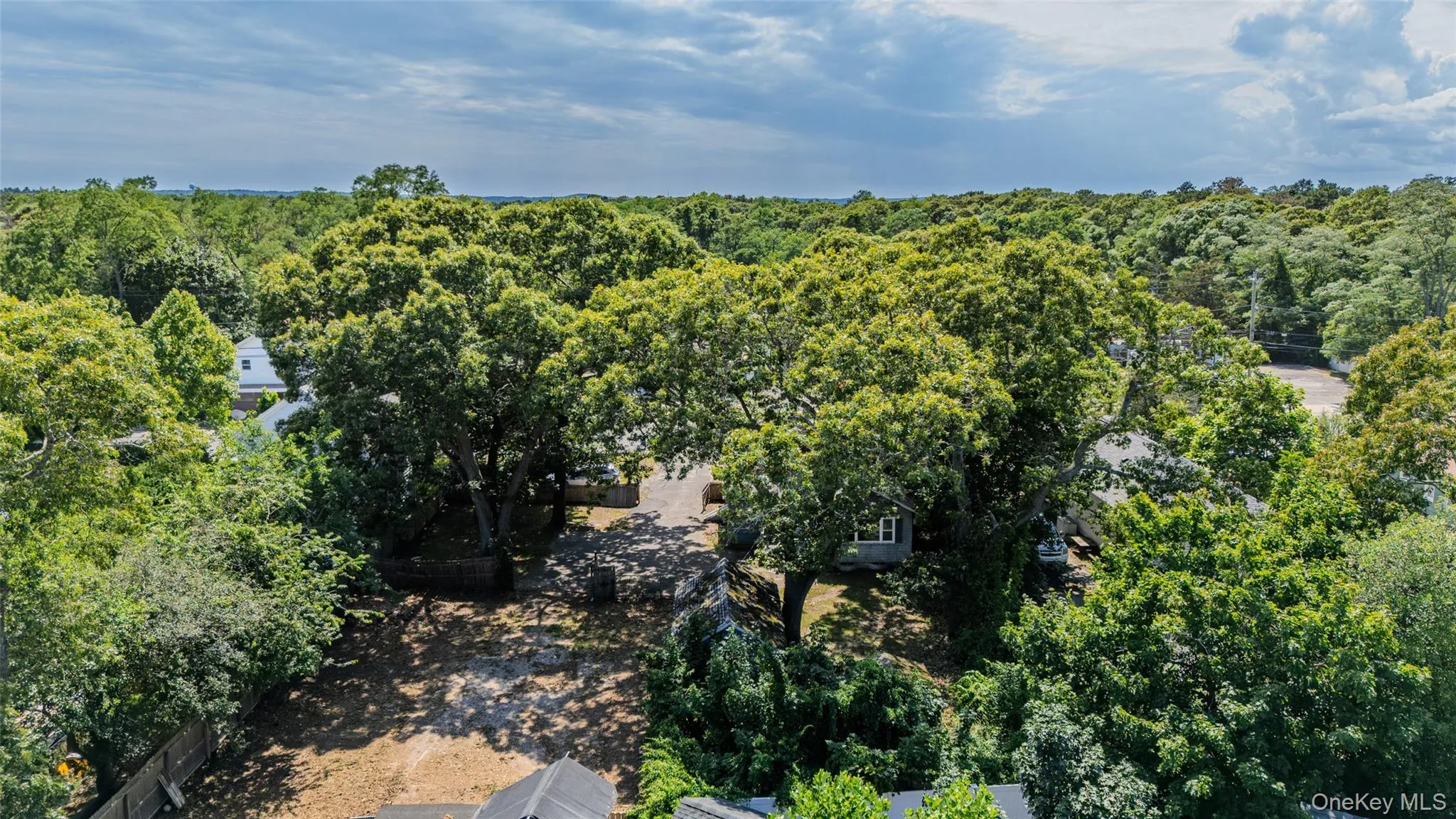 426 Riverleigh Avenue, Southampton, NY, 2 Bedrooms Bedrooms, 4 Rooms Rooms,2 BathroomsBathrooms,Residential,For Rent,Riverleigh,0,1027089 426 Riverleigh Avenue, Southampton, NY, 2 Bedrooms Bedrooms, 4 Rooms Rooms,2 BathroomsBathrooms,Residential,For Rent,Riverleigh,0,1027089