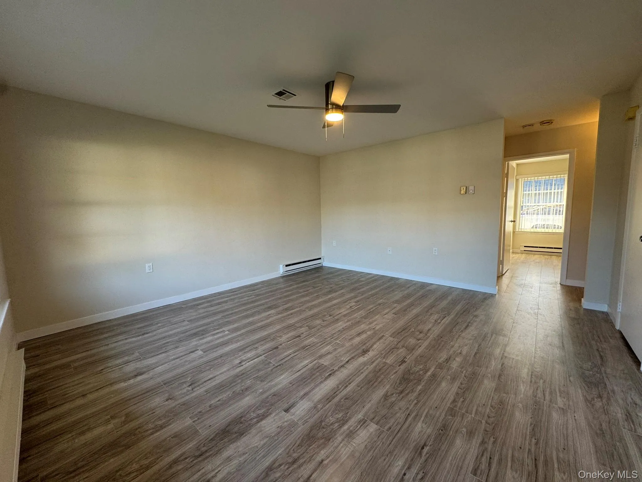 368 Woodbridge Drive, Brookhaven, NY, 2 Bedrooms Bedrooms, 6 Rooms Rooms,1 BathroomBathrooms,Residential,For Rent,Woodbridge,0,1027091 368 Woodbridge Drive, Brookhaven, NY, 2 Bedrooms Bedrooms, 6 Rooms Rooms,1 BathroomBathrooms,Residential,For Rent,Woodbridge,0,1027091