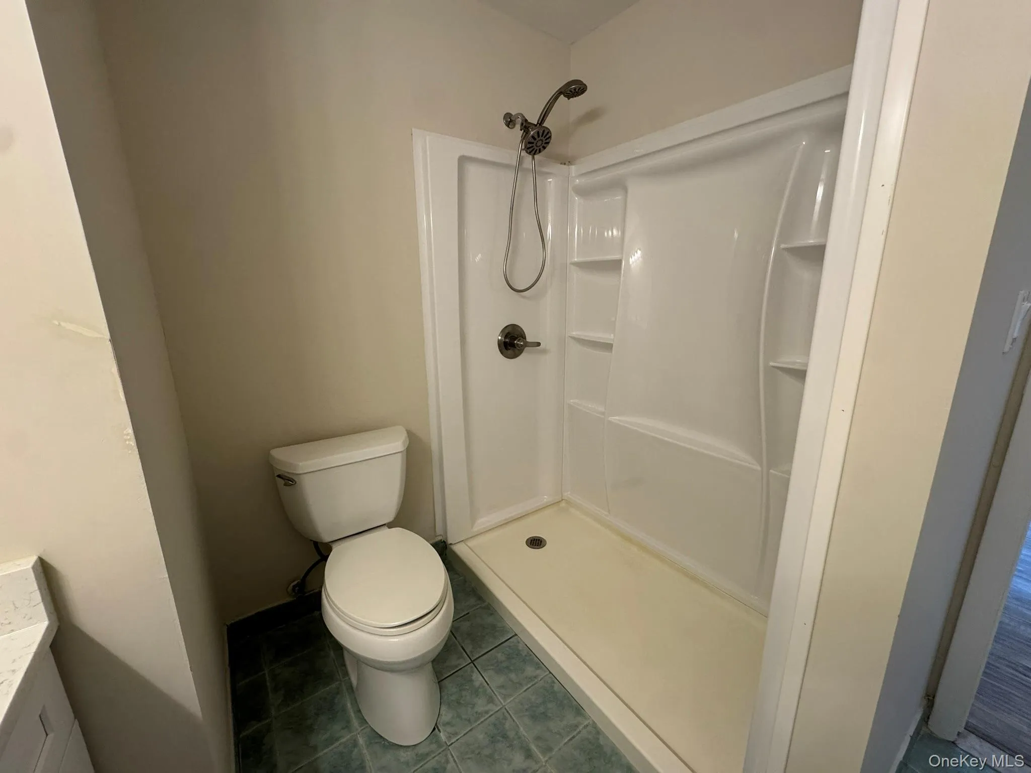 368 Woodbridge Drive, Brookhaven, NY, 2 Bedrooms Bedrooms, 6 Rooms Rooms,1 BathroomBathrooms,Residential,For Rent,Woodbridge,0,1027091 368 Woodbridge Drive, Brookhaven, NY, 2 Bedrooms Bedrooms, 6 Rooms Rooms,1 BathroomBathrooms,Residential,For Rent,Woodbridge,0,1027091