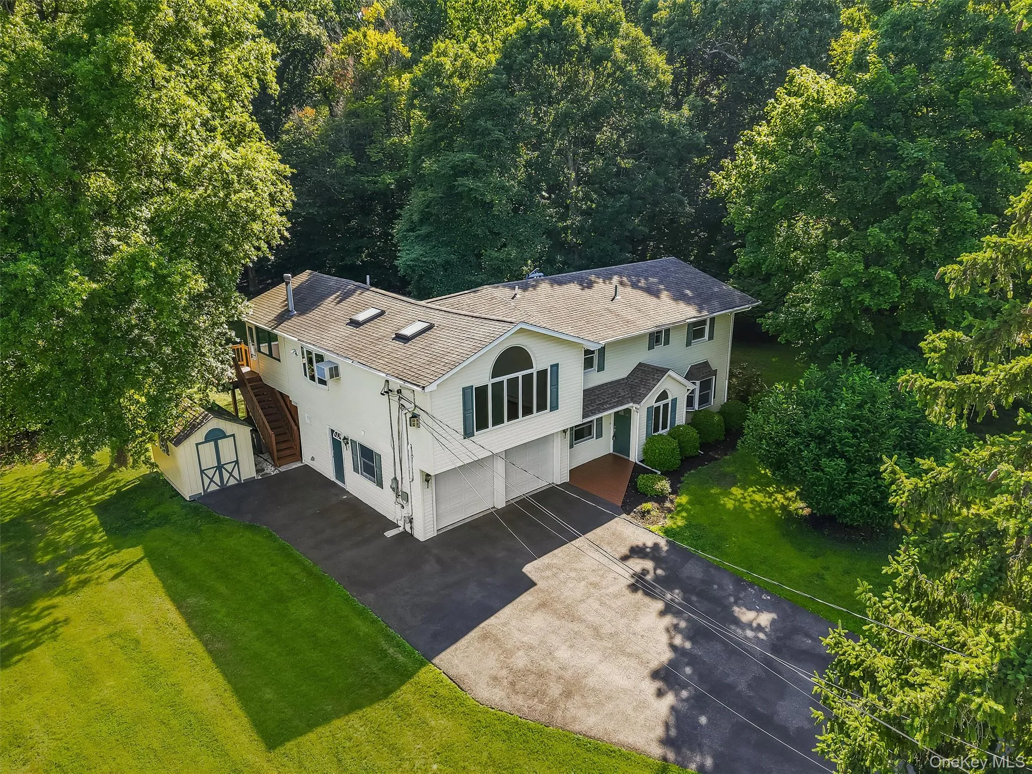 143 Pineview Avenue, Clarkstown, NY, 5 Bedrooms Bedrooms, 11 Rooms Rooms,3 BathroomsBathrooms,Residential,For Rent,Pineview,0,1027093 143 Pineview Avenue, Clarkstown, NY, 5 Bedrooms Bedrooms, 11 Rooms Rooms,3 BathroomsBathrooms,Residential,For Rent,Pineview,0,1027093