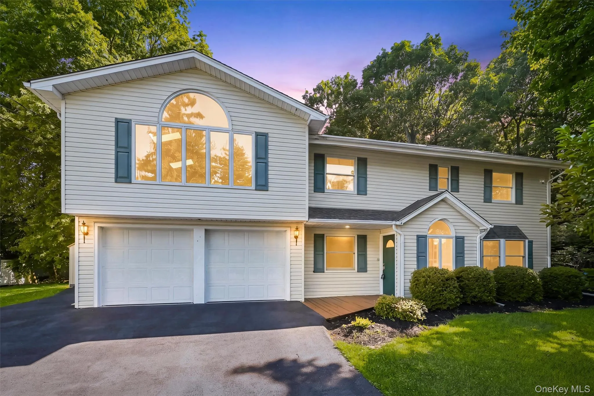 143 Pineview Avenue, Clarkstown, NY, 5 Bedrooms Bedrooms, 11 Rooms Rooms,3 BathroomsBathrooms,Residential,For Rent,Pineview,0,1027093 143 Pineview Avenue, Clarkstown, NY, 5 Bedrooms Bedrooms, 11 Rooms Rooms,3 BathroomsBathrooms,Residential,For Rent,Pineview,0,1027093