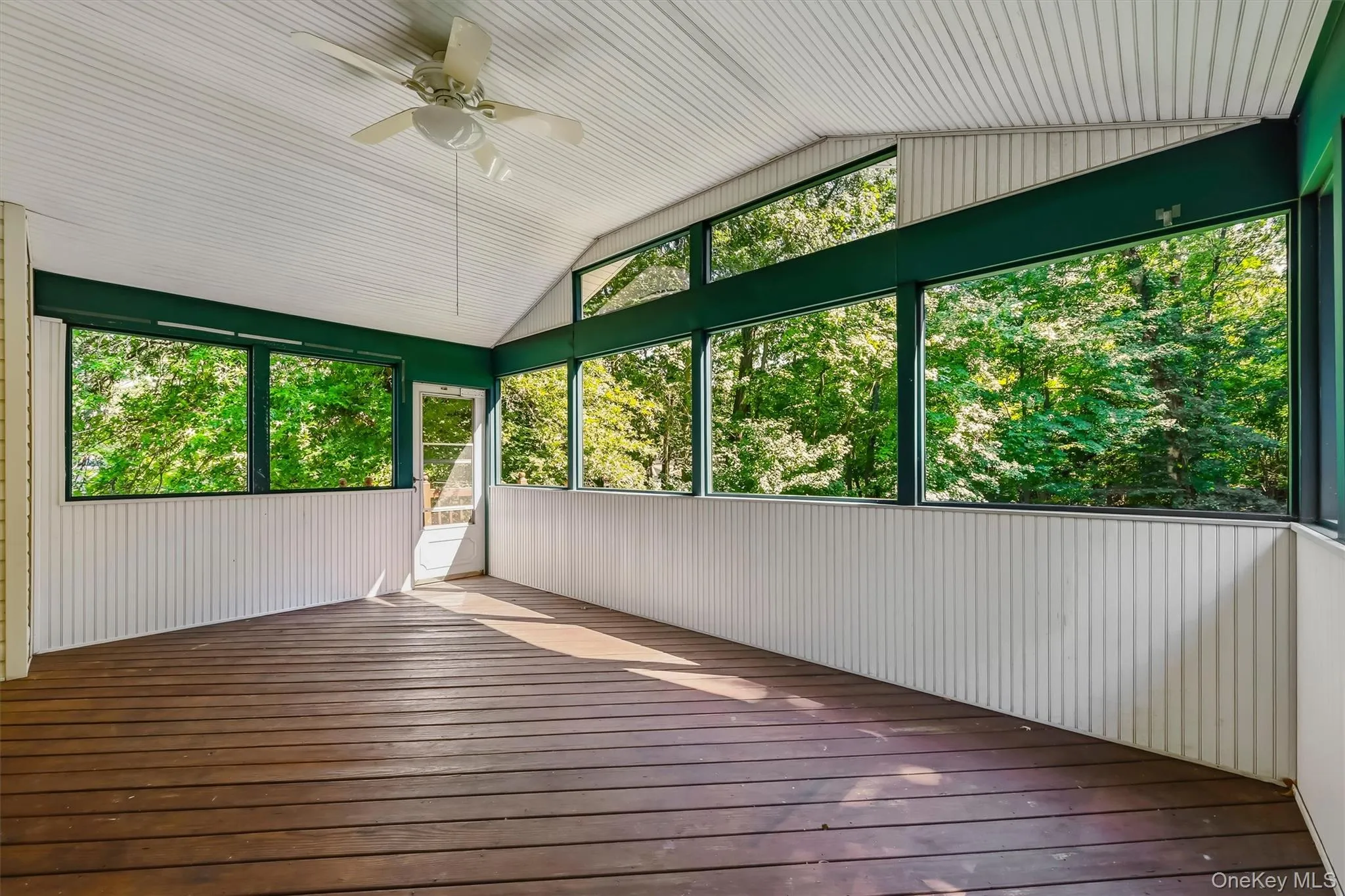 143 Pineview Avenue, Clarkstown, NY, 5 Bedrooms Bedrooms, 11 Rooms Rooms,3 BathroomsBathrooms,Residential,For Rent,Pineview,0,1027093 143 Pineview Avenue, Clarkstown, NY, 5 Bedrooms Bedrooms, 11 Rooms Rooms,3 BathroomsBathrooms,Residential,For Rent,Pineview,0,1027093