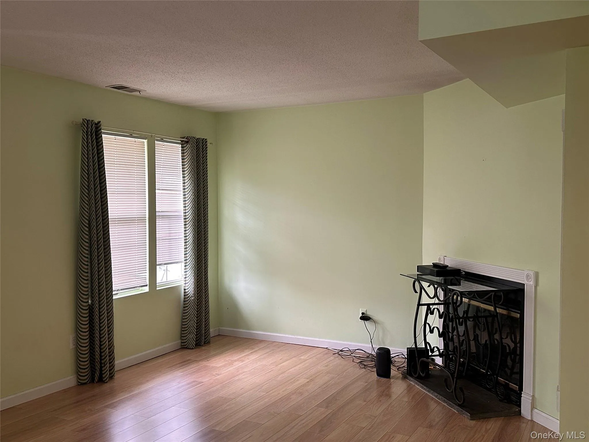 2522 Whispering Hills, Chester Town, NY, 3 Bedrooms Bedrooms, 6 Rooms Rooms,2 BathroomsBathrooms,Residential,For Rent,Whispering,0,1027103 2522 Whispering Hills, Chester Town, NY, 3 Bedrooms Bedrooms, 6 Rooms Rooms,2 BathroomsBathrooms,Residential,For Rent,Whispering,0,1027103