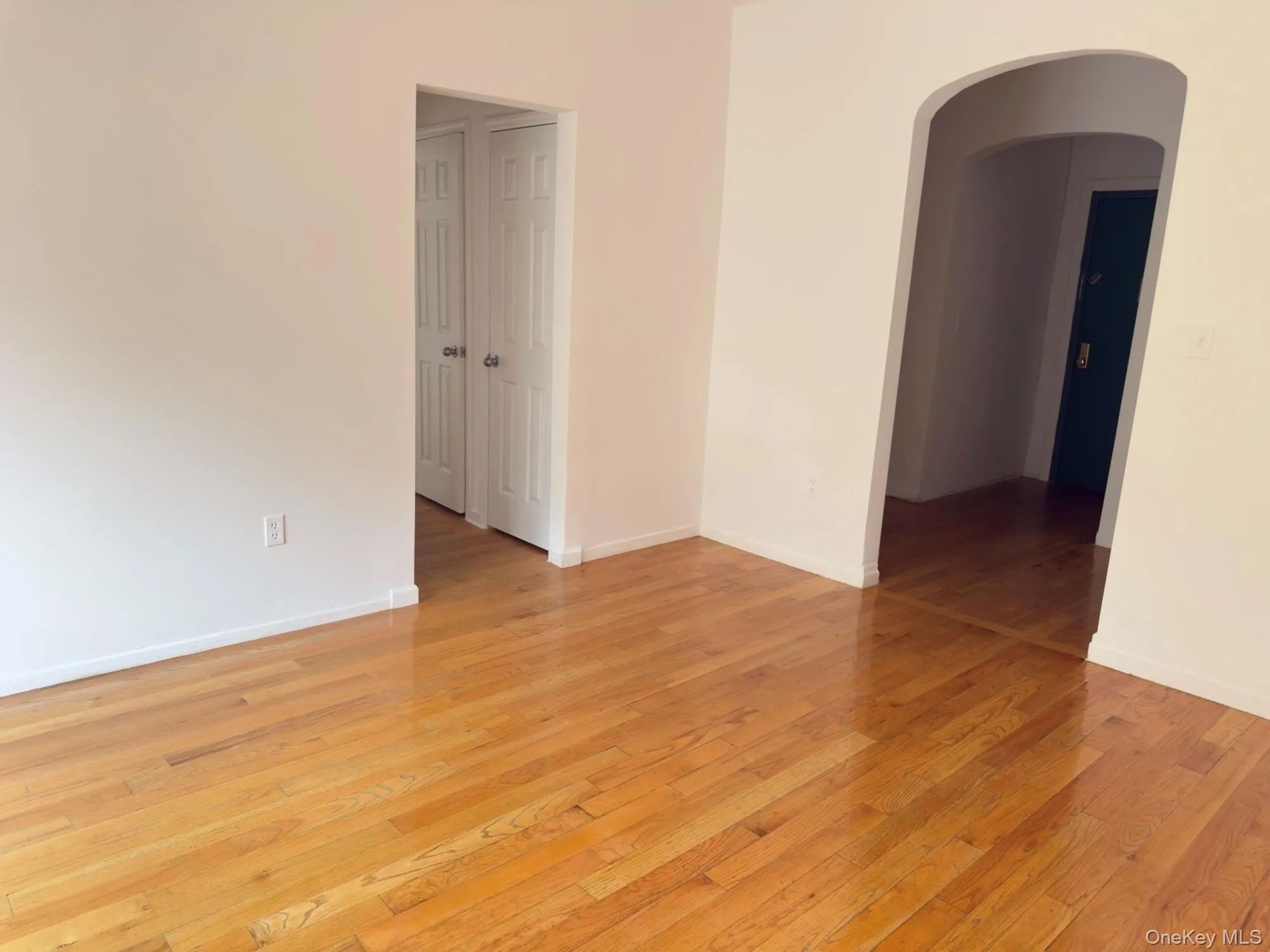 36-20 Parsons Blvd, New York, NY, 1 Bedroom Bedrooms, 3 Rooms Rooms,1 BathroomBathrooms,Residential Lease,For Rent,Parsons Blvd,0,1027104 36-20 Parsons Blvd, New York, NY, 1 Bedroom Bedrooms, 3 Rooms Rooms,1 BathroomBathrooms,Residential Lease,For Rent,Parsons Blvd,0,1027104