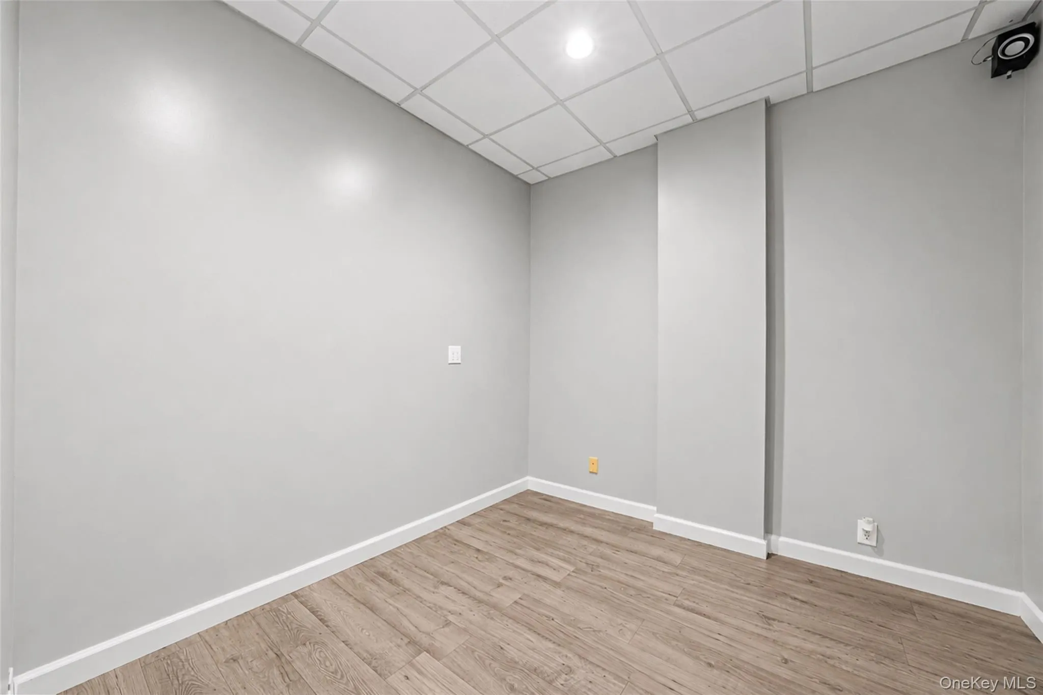 285 Broadway, Oyster Bay, NY, ,Commercial Lease,For Rent,Broadway,0,1027105 285 Broadway, Oyster Bay, NY, ,Commercial Lease,For Rent,Broadway,0,1027105