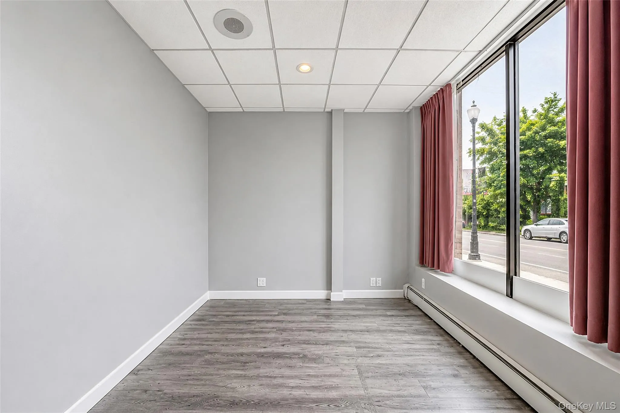 285 Broadway, Oyster Bay, NY, ,Commercial Lease,For Rent,Broadway,0,1027105 285 Broadway, Oyster Bay, NY, ,Commercial Lease,For Rent,Broadway,0,1027105