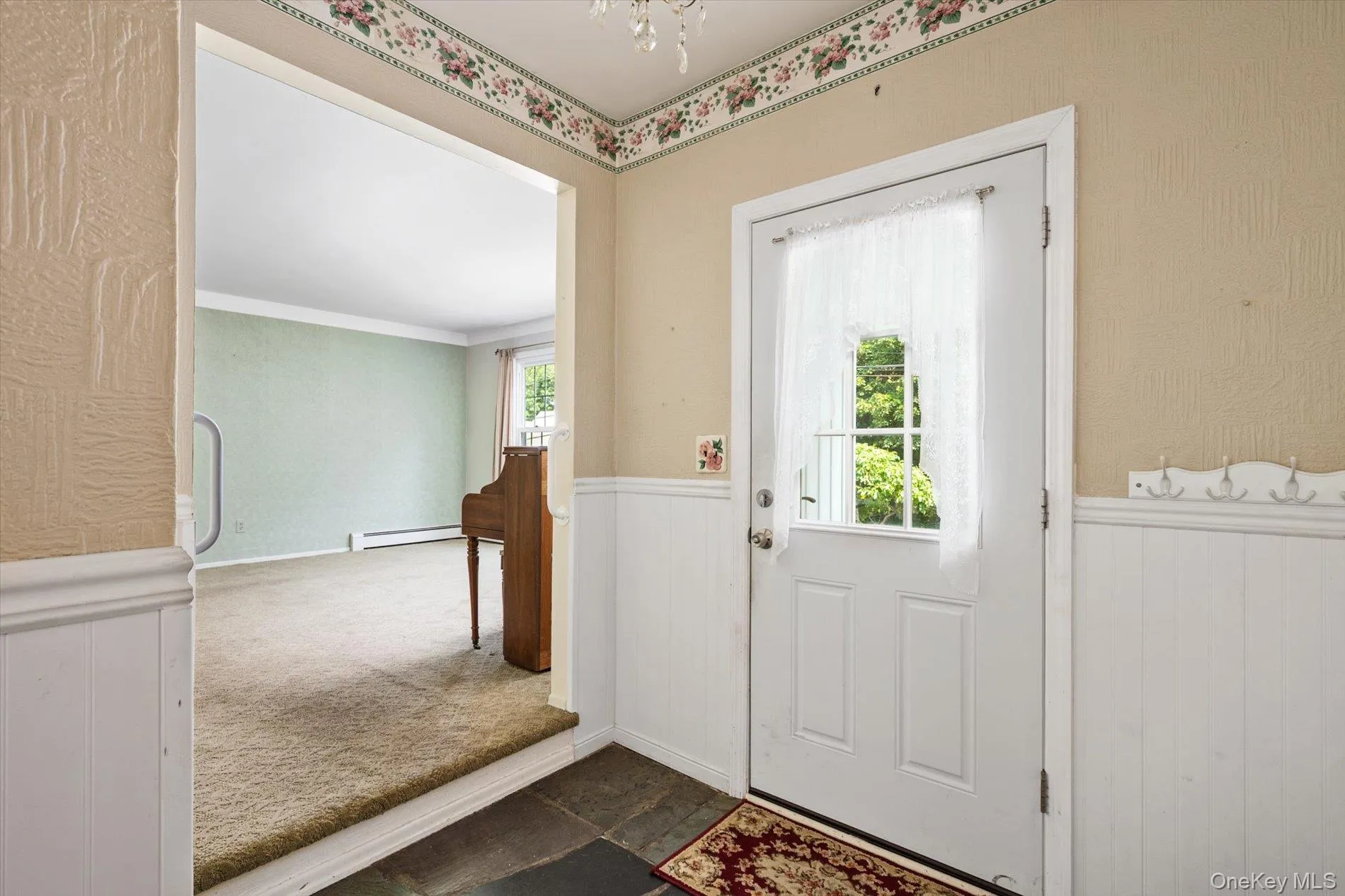 21 Vause Street, Huntington, NY, 3 Bedrooms Bedrooms, 6 Rooms Rooms,1 BathroomBathrooms,Residential,For Rent,Vause,0,1027110 21 Vause Street, Huntington, NY, 3 Bedrooms Bedrooms, 6 Rooms Rooms,1 BathroomBathrooms,Residential,For Rent,Vause,0,1027110