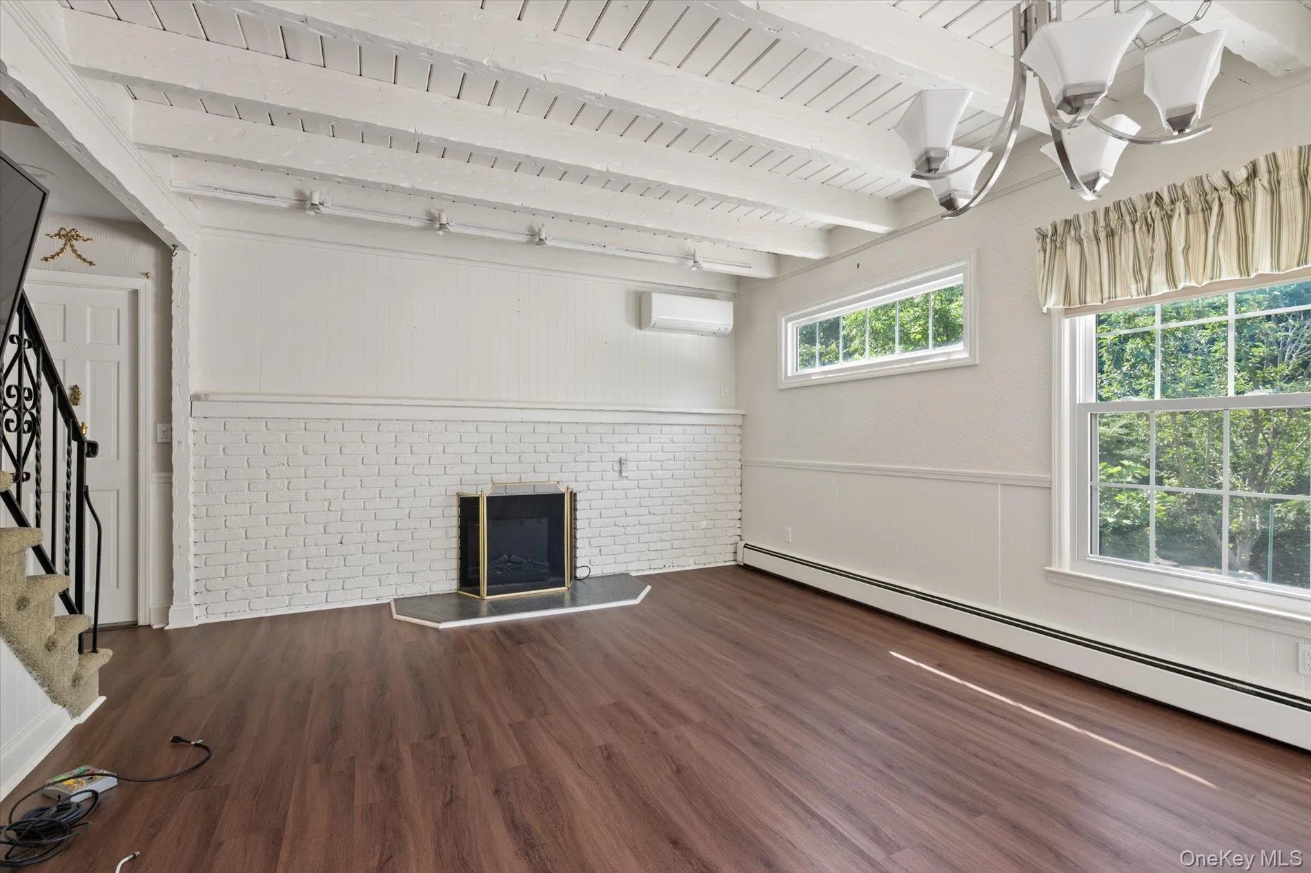 21 Vause Street, Huntington, NY, 3 Bedrooms Bedrooms, 6 Rooms Rooms,1 BathroomBathrooms,Residential,For Rent,Vause,0,1027110 21 Vause Street, Huntington, NY, 3 Bedrooms Bedrooms, 6 Rooms Rooms,1 BathroomBathrooms,Residential,For Rent,Vause,0,1027110