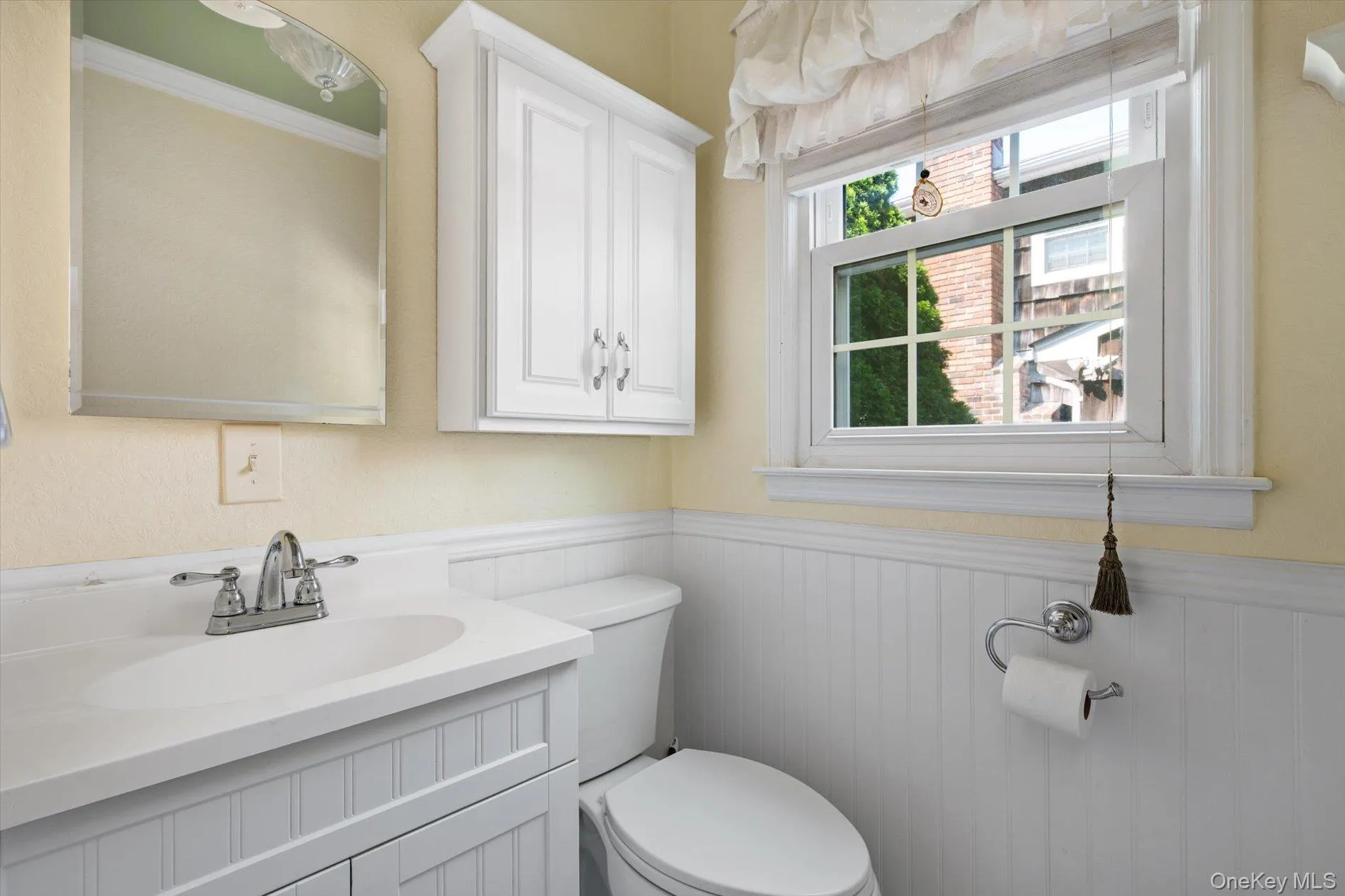 21 Vause Street, Huntington, NY, 3 Bedrooms Bedrooms, 6 Rooms Rooms,1 BathroomBathrooms,Residential,For Rent,Vause,0,1027110 21 Vause Street, Huntington, NY, 3 Bedrooms Bedrooms, 6 Rooms Rooms,1 BathroomBathrooms,Residential,For Rent,Vause,0,1027110