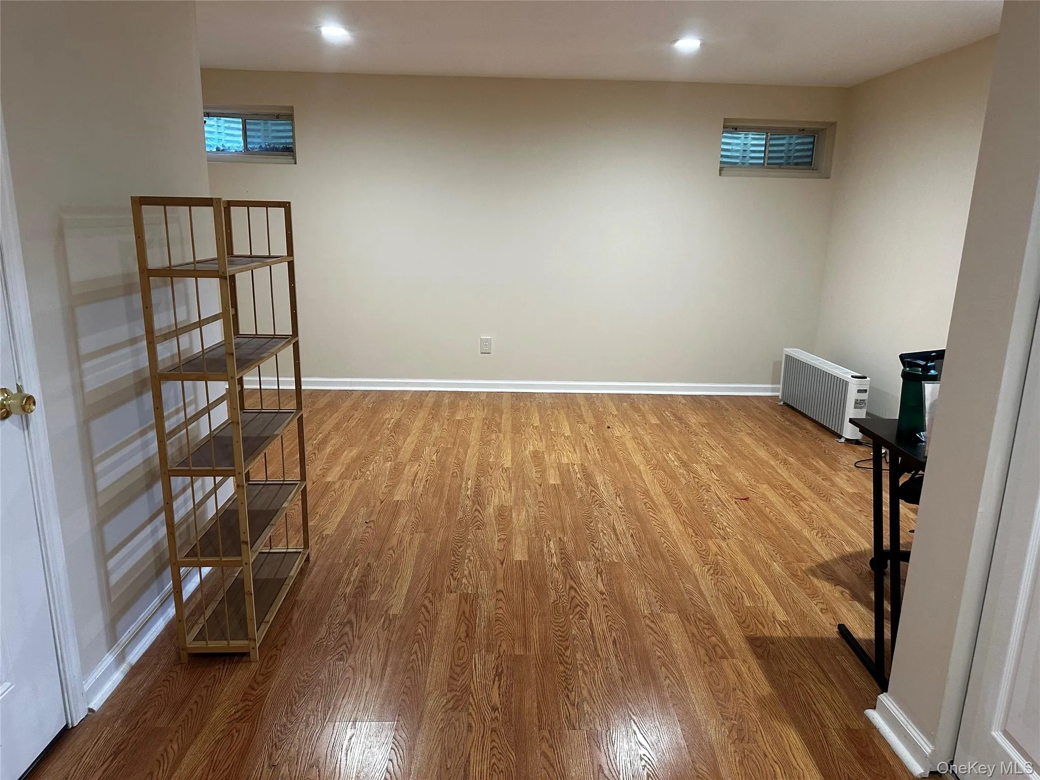 Lower level...office? gym? Den? Has heat and A/C Lower level...office? gym? Den? Has heat and A/C
