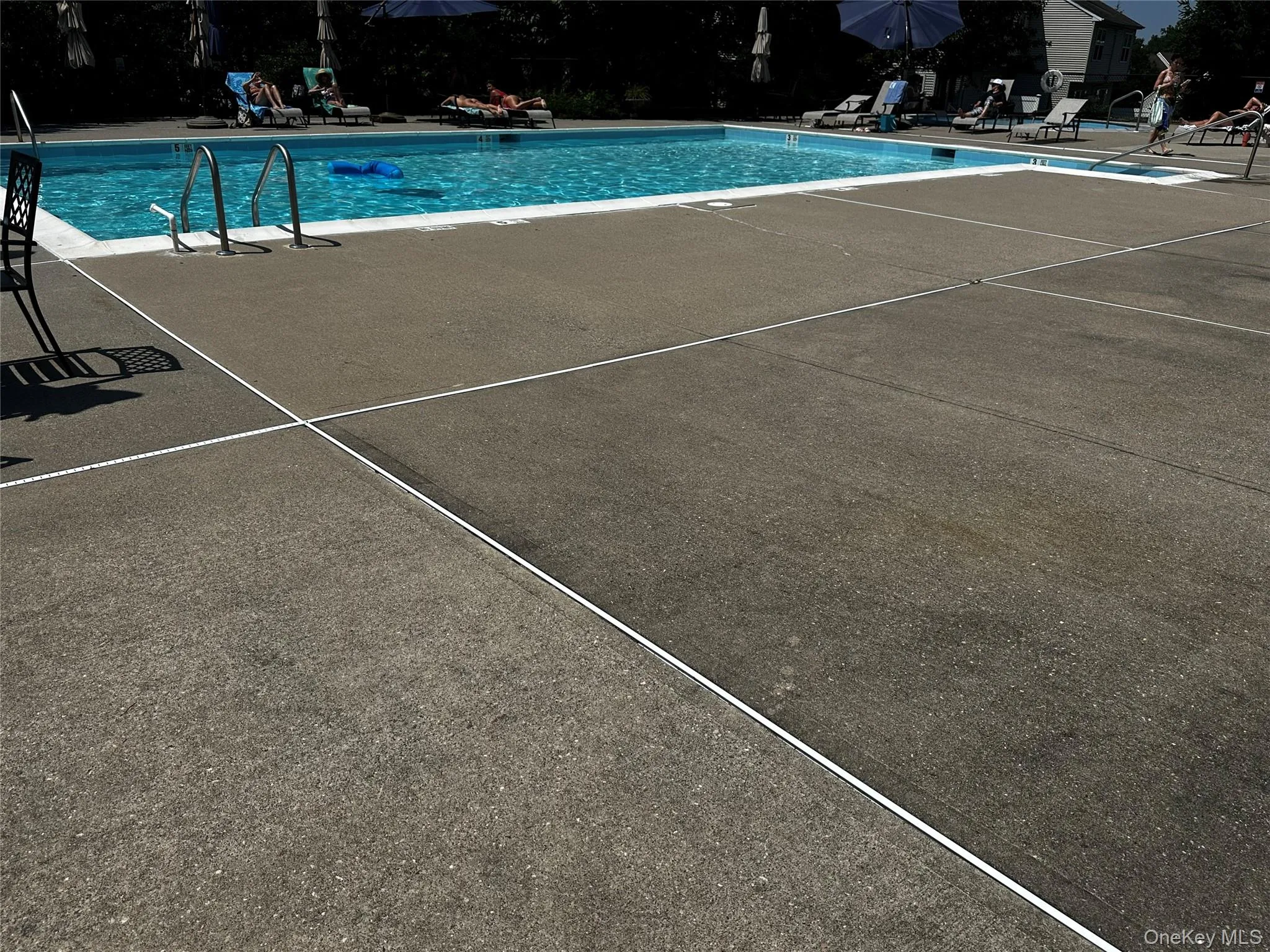 Enjoy the pool1 Enjoy the pool1