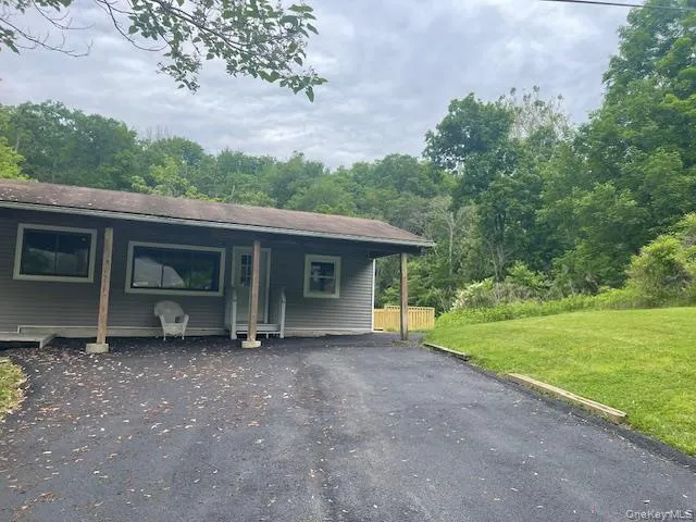 4 Thunder Mountain Road, Stony Point, NY, 1 Bedroom Bedrooms, 3 Room Rooms,1 BathroomBathrooms,Residential Lease,For Rent,Thunder Mountain Road,0,1027114 4 Thunder Mountain Road, Stony Point, NY, 1 Bedroom Bedrooms, 3 Room Rooms,1 BathroomBathrooms,Residential Lease,For Rent,Thunder Mountain Road,0,1027114