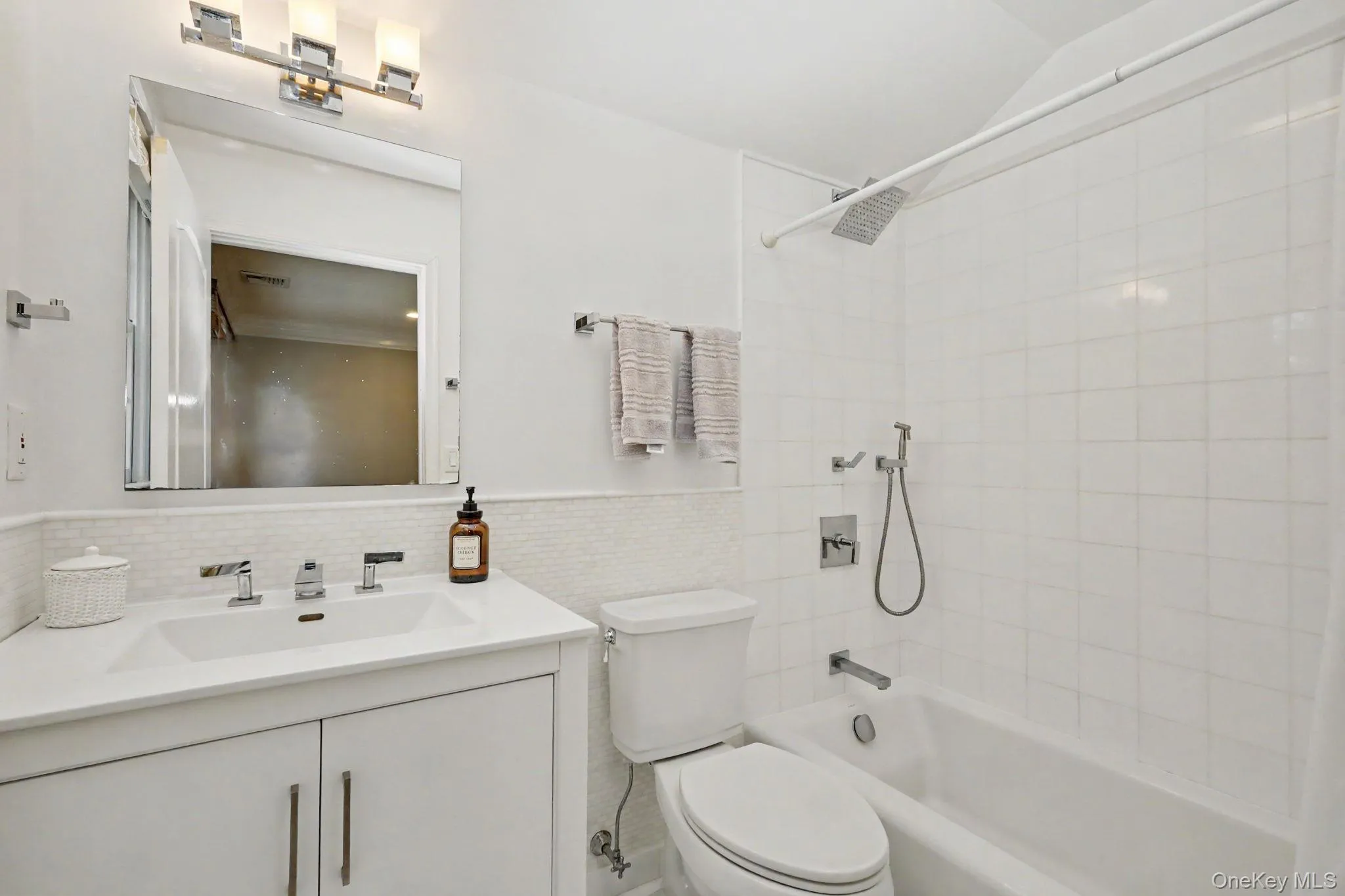 Private ensuite bath Private ensuite bath