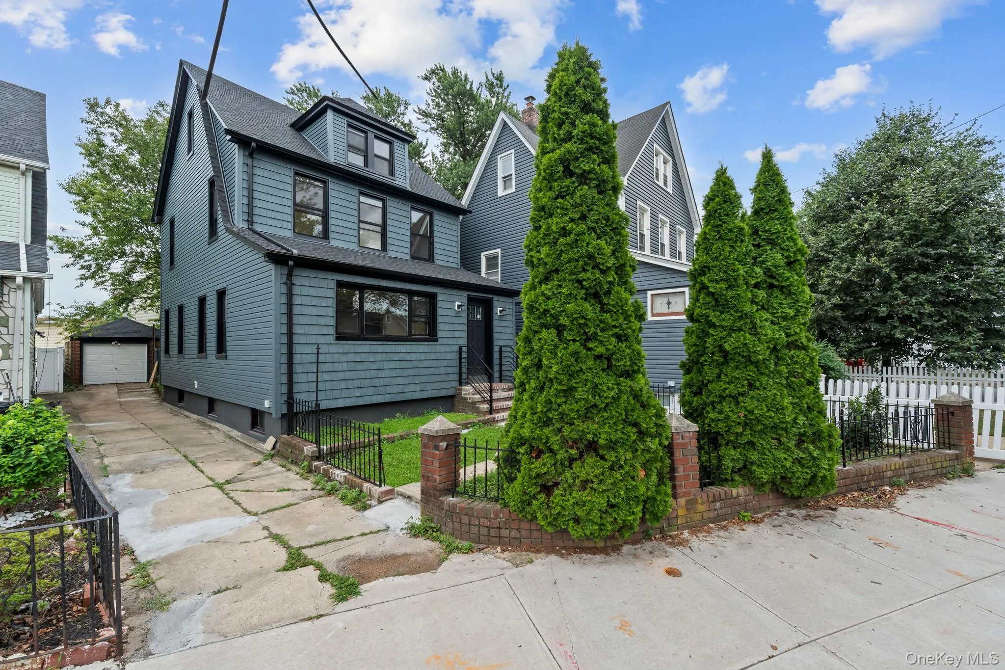 11147 Witthoff Avenue, New York, NY, 4 Bedrooms Bedrooms, 12 Rooms Rooms,4 BathroomsBathrooms,Residential,For Rent,Witthoff,0,1027117 11147 Witthoff Avenue, New York, NY, 4 Bedrooms Bedrooms, 12 Rooms Rooms,4 BathroomsBathrooms,Residential,For Rent,Witthoff,0,1027117