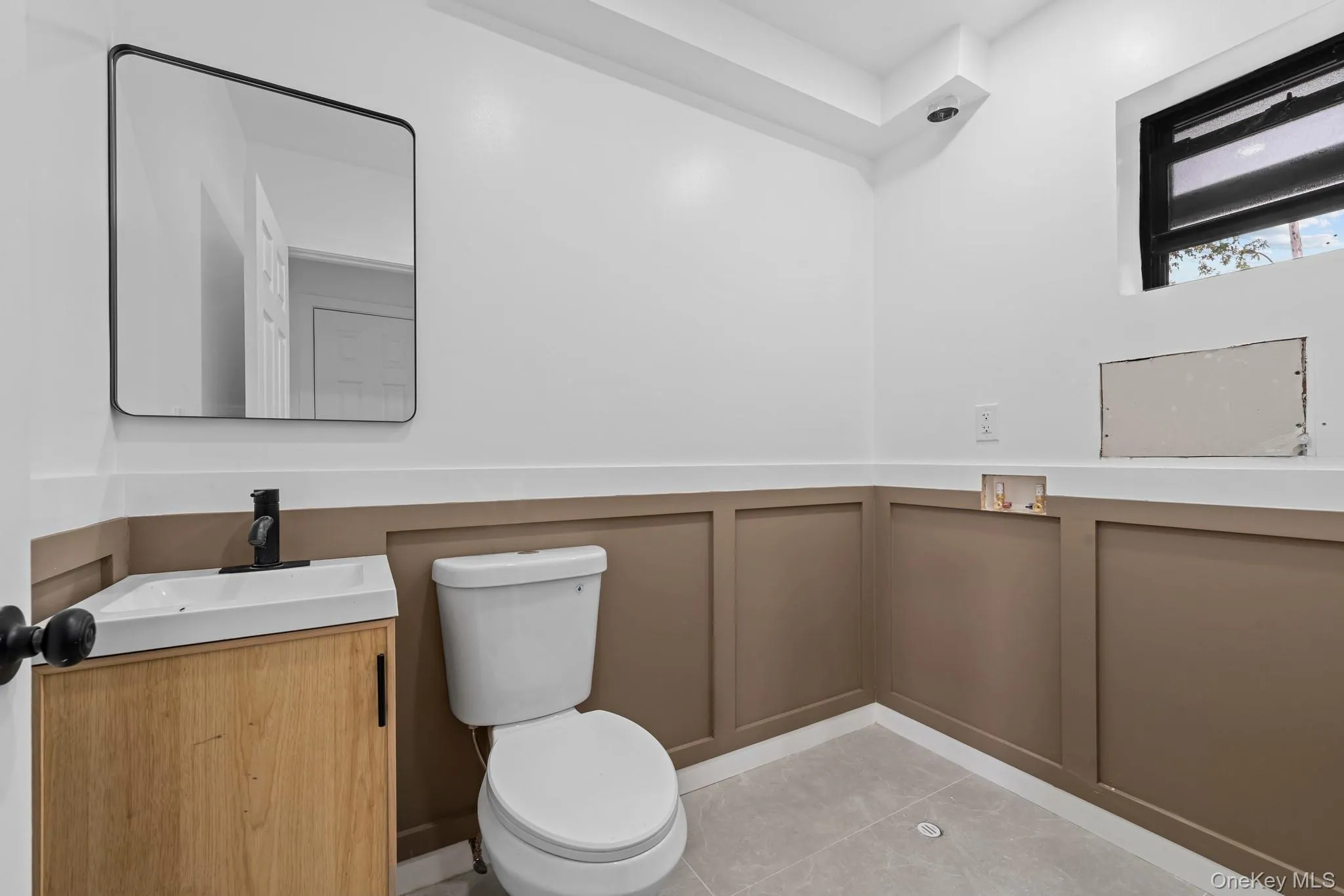 11147 Witthoff Avenue, New York, NY, 4 Bedrooms Bedrooms, 12 Rooms Rooms,4 BathroomsBathrooms,Residential,For Rent,Witthoff,0,1027117 11147 Witthoff Avenue, New York, NY, 4 Bedrooms Bedrooms, 12 Rooms Rooms,4 BathroomsBathrooms,Residential,For Rent,Witthoff,0,1027117