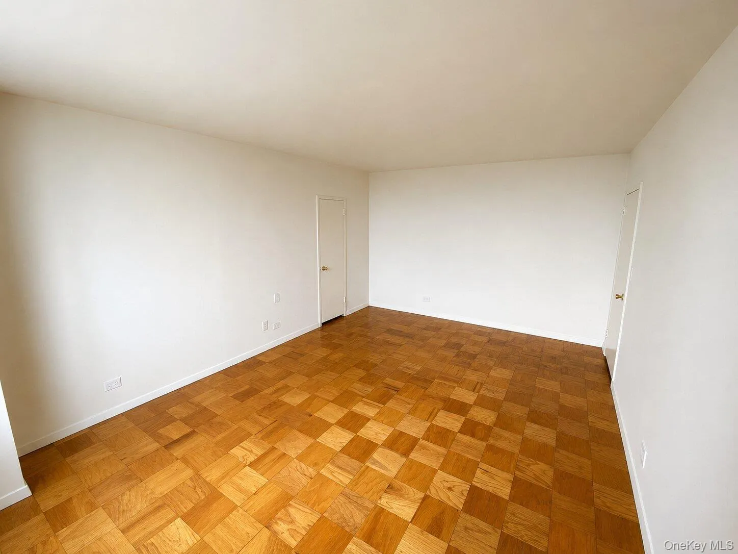 27010 Grand Central Parkway, New York, NY, 1 Bedroom Bedrooms, 4 Rooms Rooms,1 BathroomBathrooms,Residential,For Rent,Grand Central,0,1027119 27010 Grand Central Parkway, New York, NY, 1 Bedroom Bedrooms, 4 Rooms Rooms,1 BathroomBathrooms,Residential,For Rent,Grand Central,0,1027119