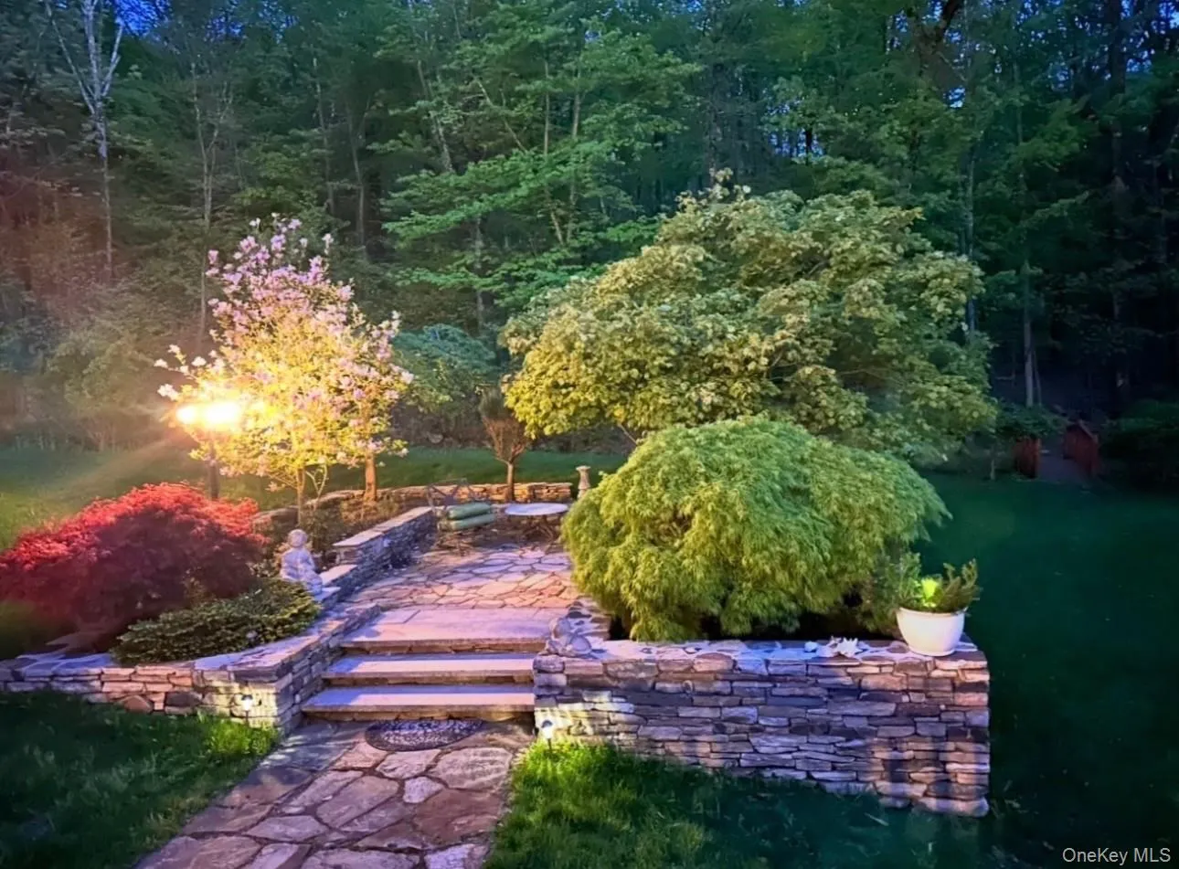 141 Old Tuxedo Road, Monroe, NY, 4 Bedrooms Bedrooms, 15 Rooms Rooms,3 BathroomsBathrooms,Residential,For Rent,Old Tuxedo,0,1027121 141 Old Tuxedo Road, Monroe, NY, 4 Bedrooms Bedrooms, 15 Rooms Rooms,3 BathroomsBathrooms,Residential,For Rent,Old Tuxedo,0,1027121