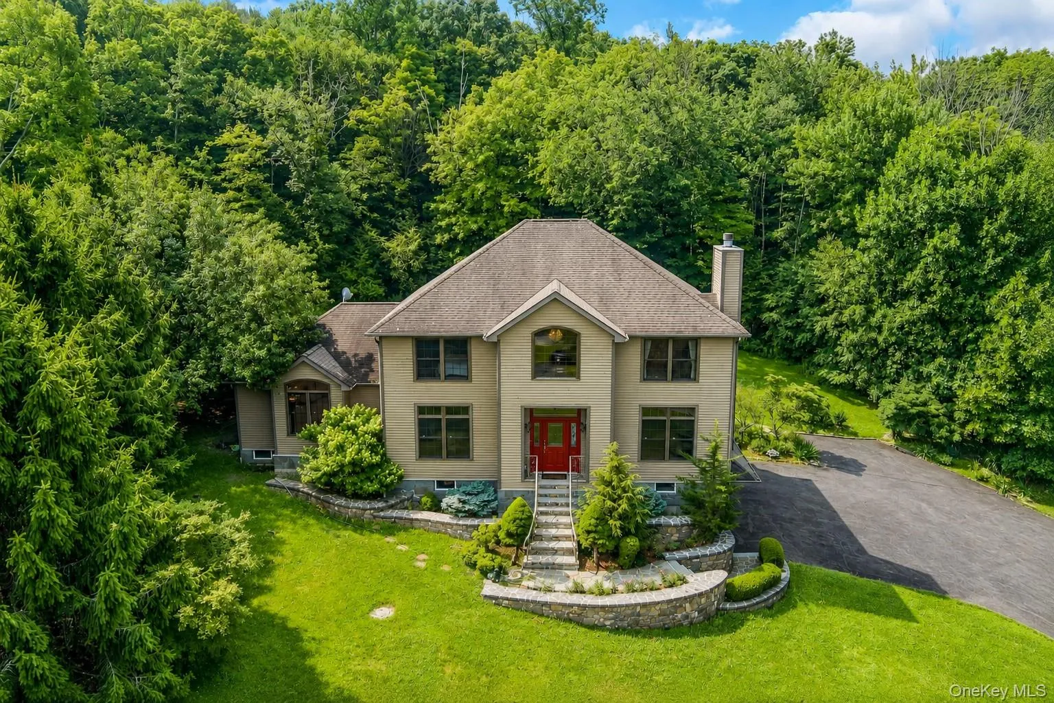 141 Old Tuxedo Road, Monroe, NY, 4 Bedrooms Bedrooms, 15 Rooms Rooms,3 BathroomsBathrooms,Residential,For Rent,Old Tuxedo,0,1027121 141 Old Tuxedo Road, Monroe, NY, 4 Bedrooms Bedrooms, 15 Rooms Rooms,3 BathroomsBathrooms,Residential,For Rent,Old Tuxedo,0,1027121
