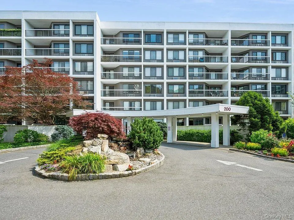 200 High Point Drive, Greenburgh, NY, 1 Bedroom Bedrooms, ,1 BathroomBathrooms,Residential,For Rent,High Point,0,1027124 200 High Point Drive, Greenburgh, NY, 1 Bedroom Bedrooms, ,1 BathroomBathrooms,Residential,For Rent,High Point,0,1027124