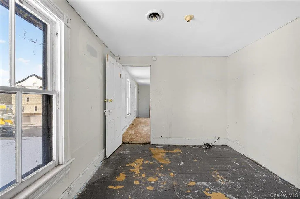 227-229 Linden Avenue, Middletown, NY, 4 Bedrooms Bedrooms, 8 Rooms Rooms,2 BathroomsBathrooms,Residential,For Rent,Linden,0,1027125 227-229 Linden Avenue, Middletown, NY, 4 Bedrooms Bedrooms, 8 Rooms Rooms,2 BathroomsBathrooms,Residential,For Rent,Linden,0,1027125