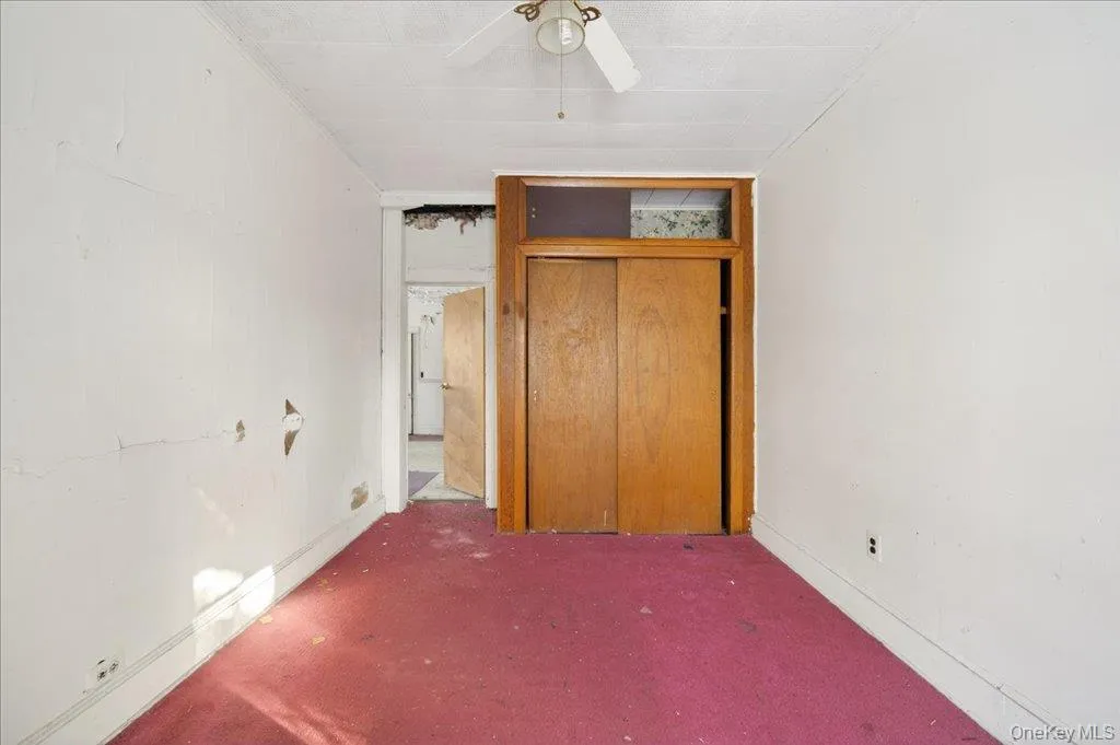 227-229 Linden Avenue, Middletown, NY, 4 Bedrooms Bedrooms, 8 Rooms Rooms,2 BathroomsBathrooms,Residential,For Rent,Linden,0,1027125 227-229 Linden Avenue, Middletown, NY, 4 Bedrooms Bedrooms, 8 Rooms Rooms,2 BathroomsBathrooms,Residential,For Rent,Linden,0,1027125